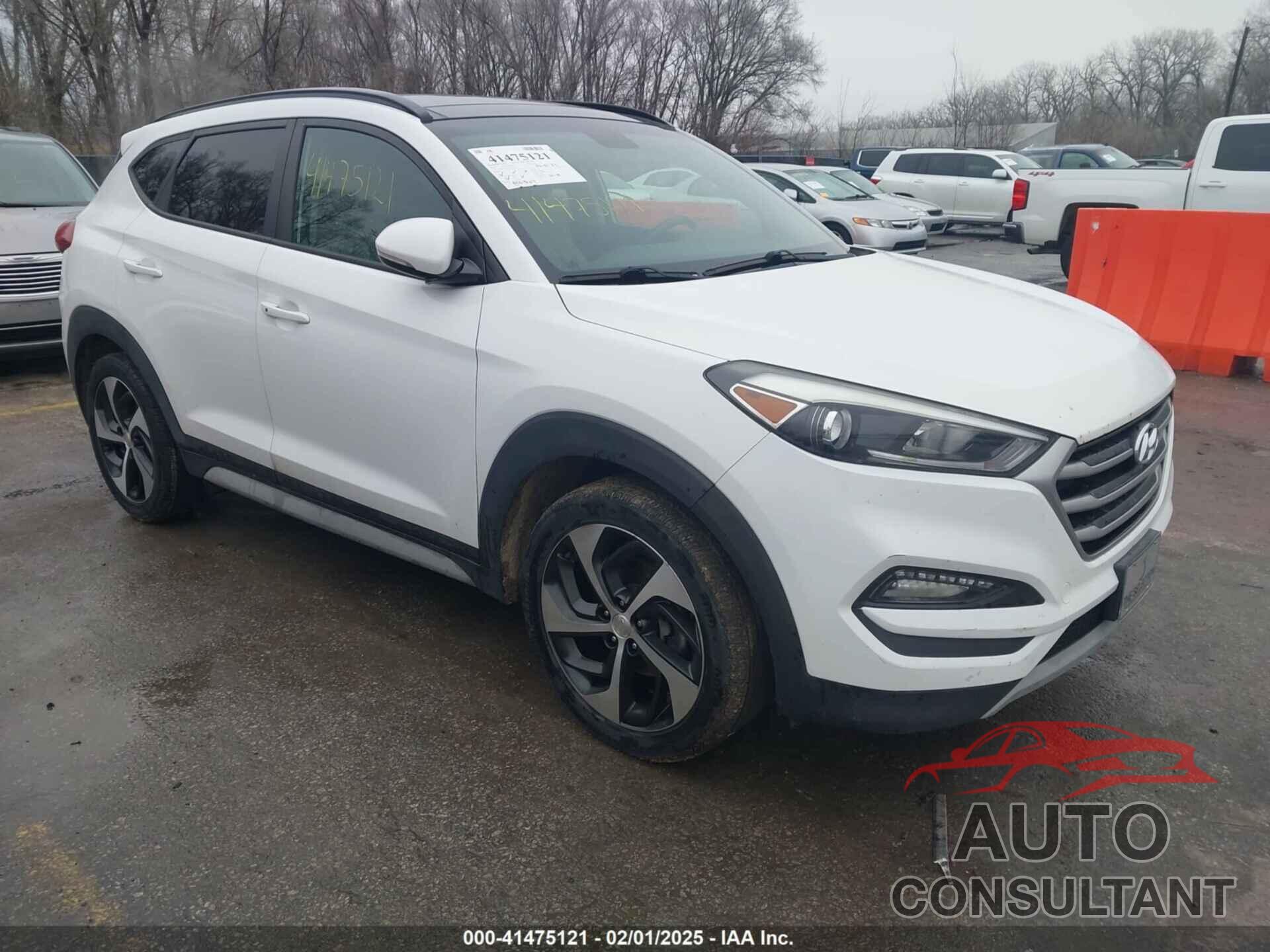 HYUNDAI TUCSON 2017 - KM8J33A2XHU558578