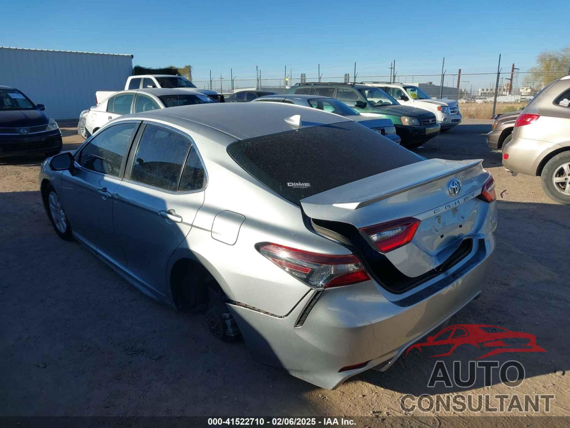 TOYOTA CAMRY 2021 - 4T1G11AK0MU427612