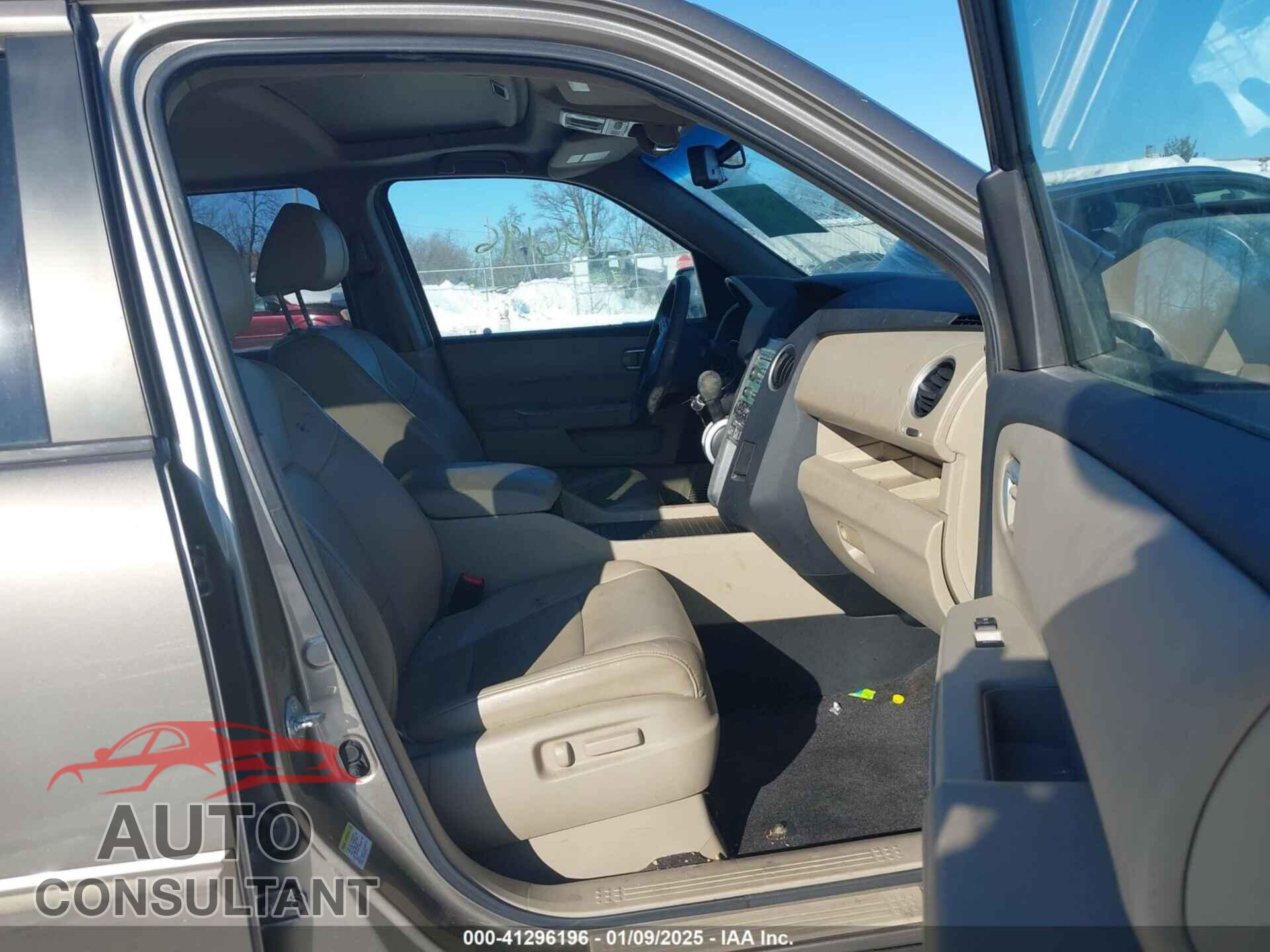 HONDA PILOT 2011 - 5FNYF4H53BB044541