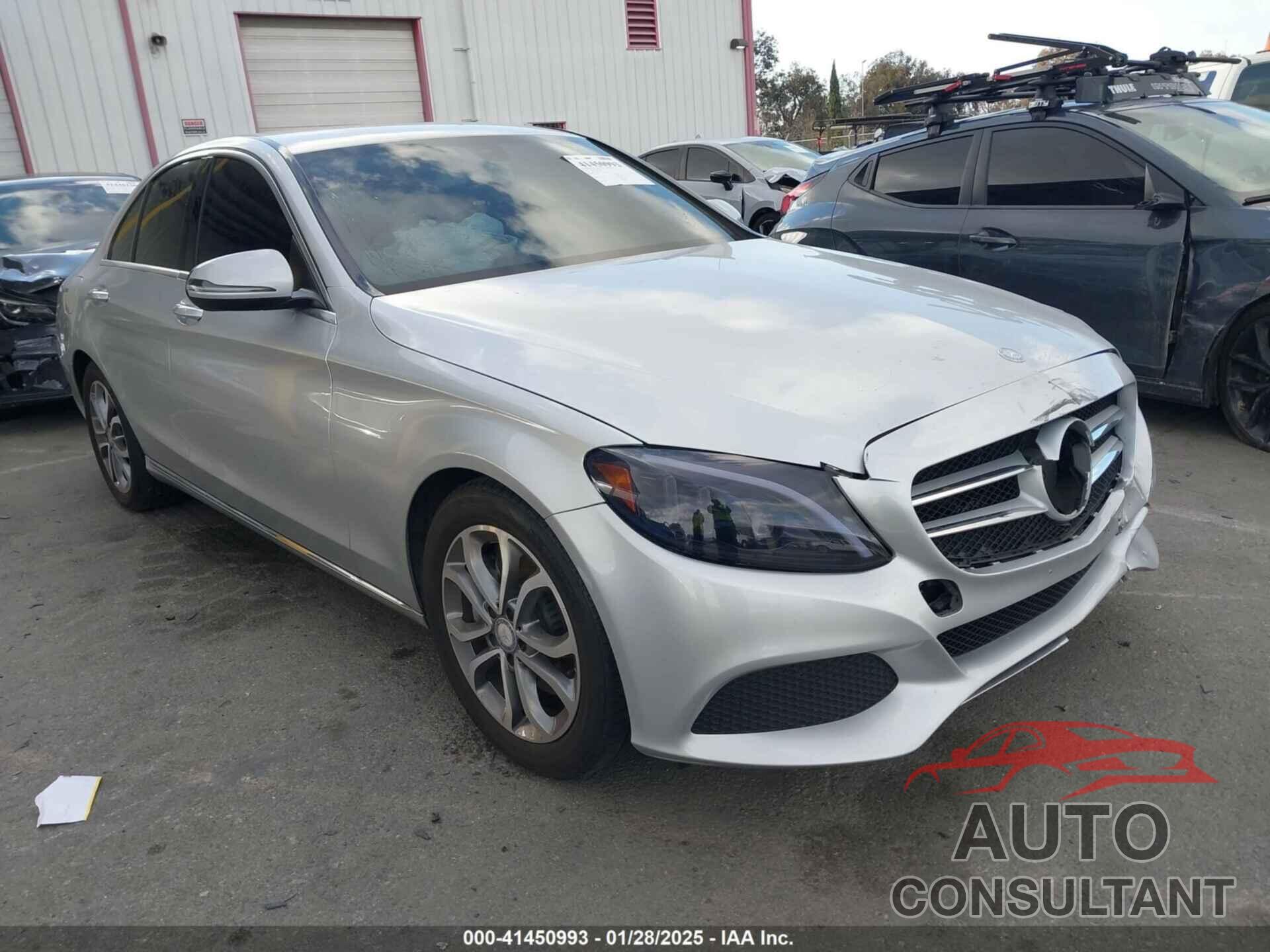 MERCEDES-BENZ C 300 2016 - 55SWF4JB1GU174895
