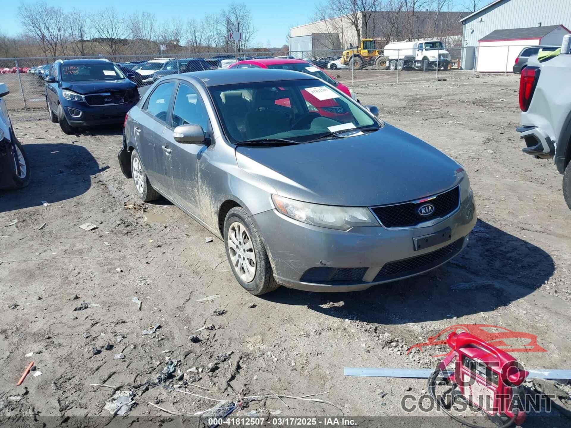 KIA FORTE 2010 - KNAFU4A2XA5836941