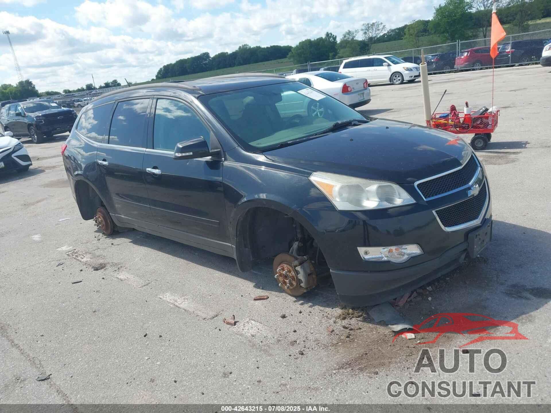 CHEVROLET TRAVERSE 2011 - 1GNKVJED1BJ114301