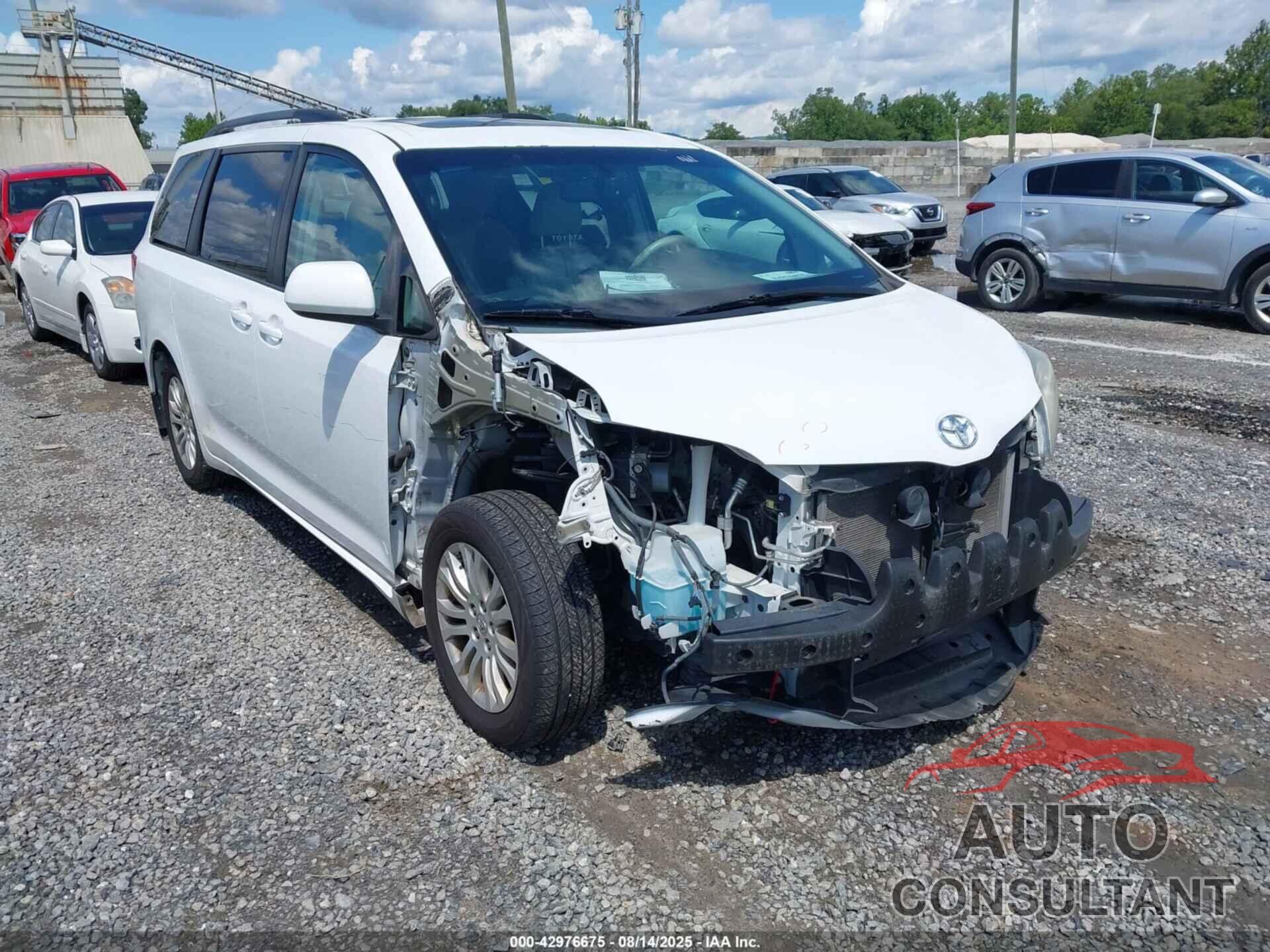 TOYOTA SIENNA 2014 - 5TDYK3DC8ES497273