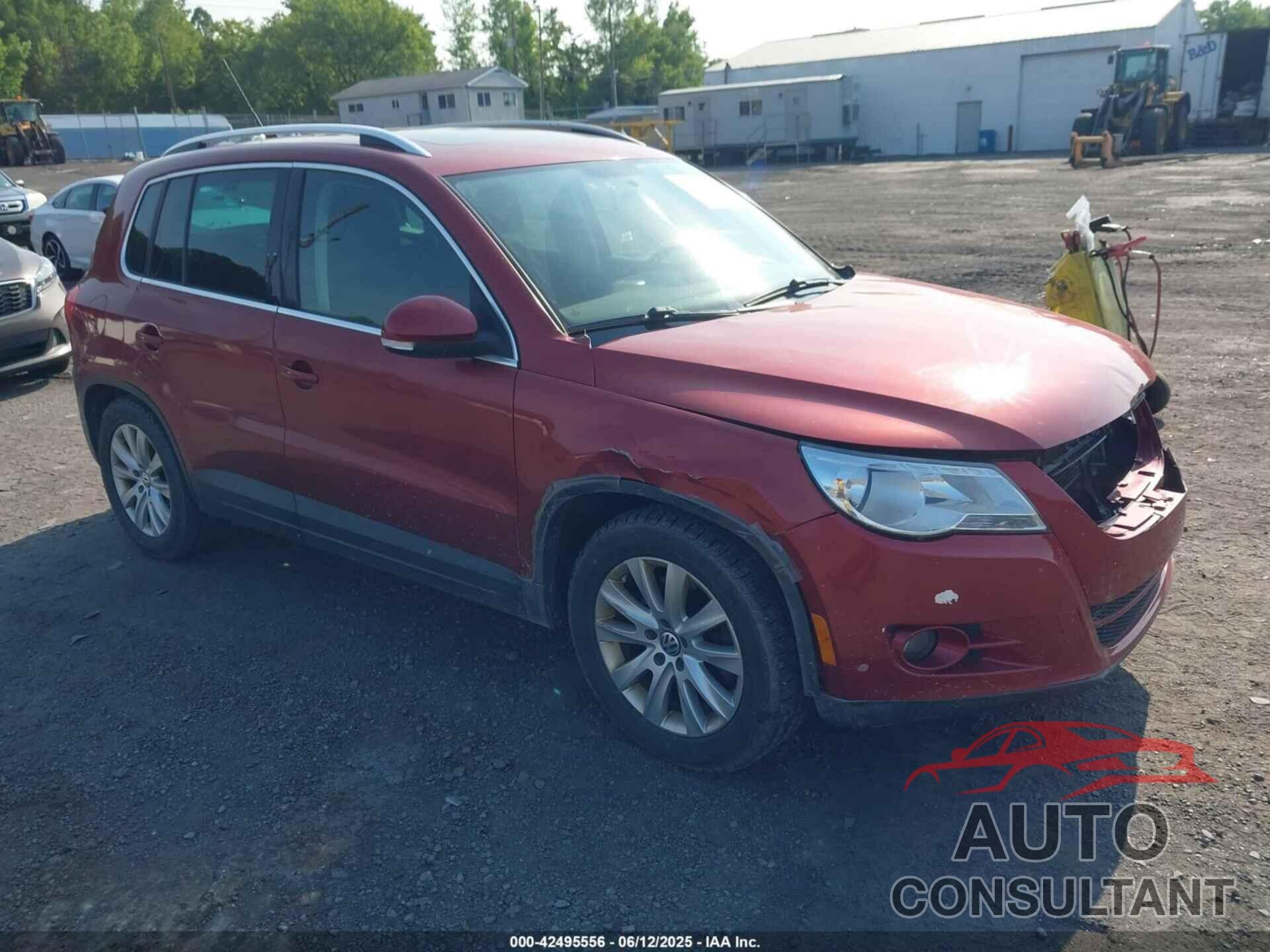 VOLKSWAGEN TIGUAN 2009 - WVGBV75N89W527250