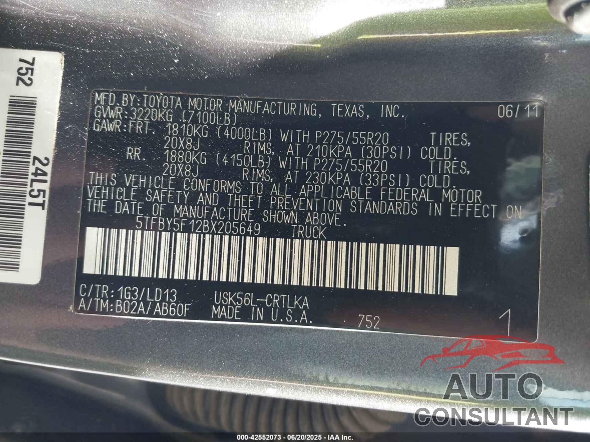 TOYOTA TUNDRA 2011 - 5TFBY5F12BX205649
