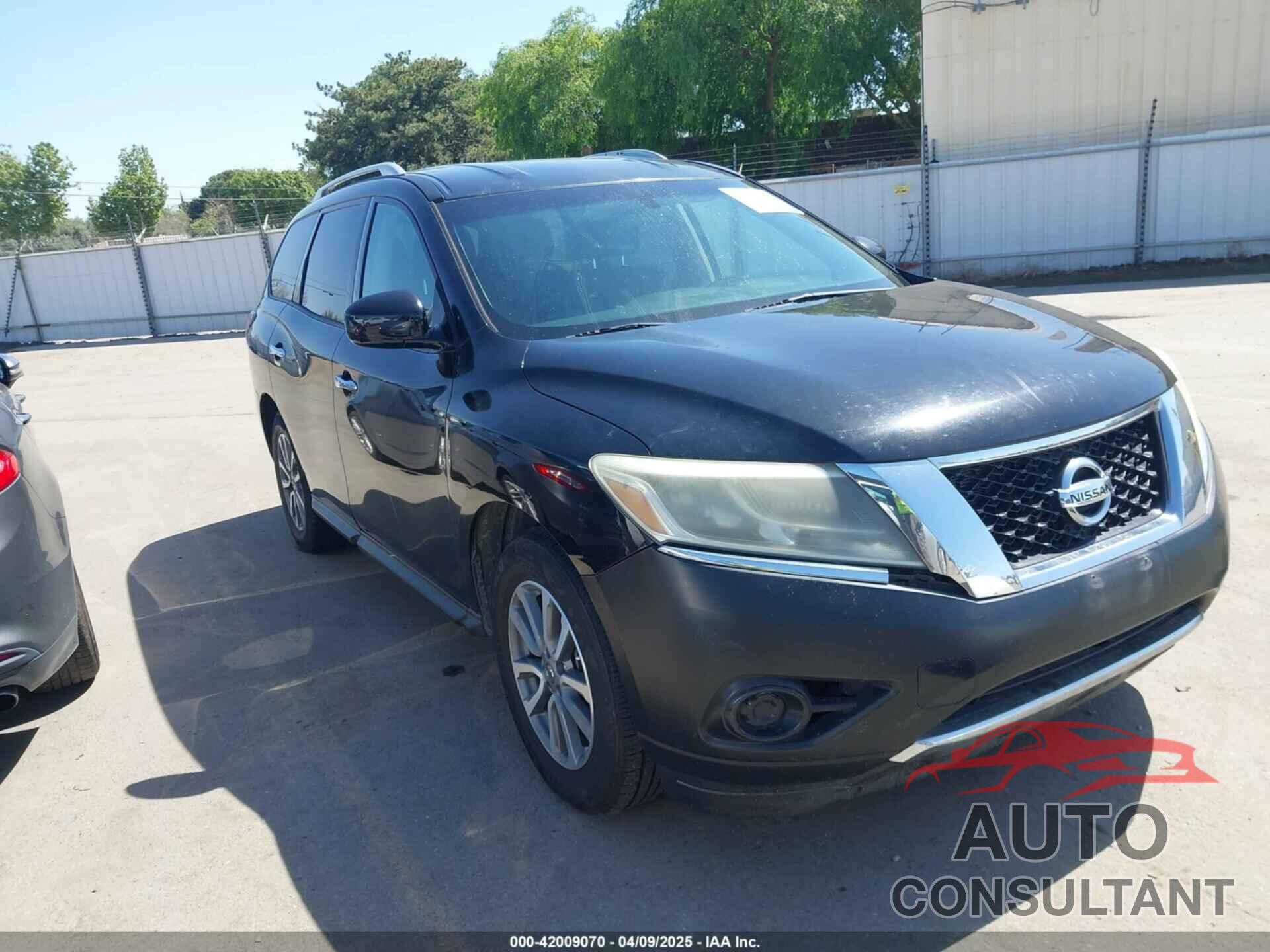 NISSAN PATHFINDER 2013 - 5N1AR2MMXDC623046