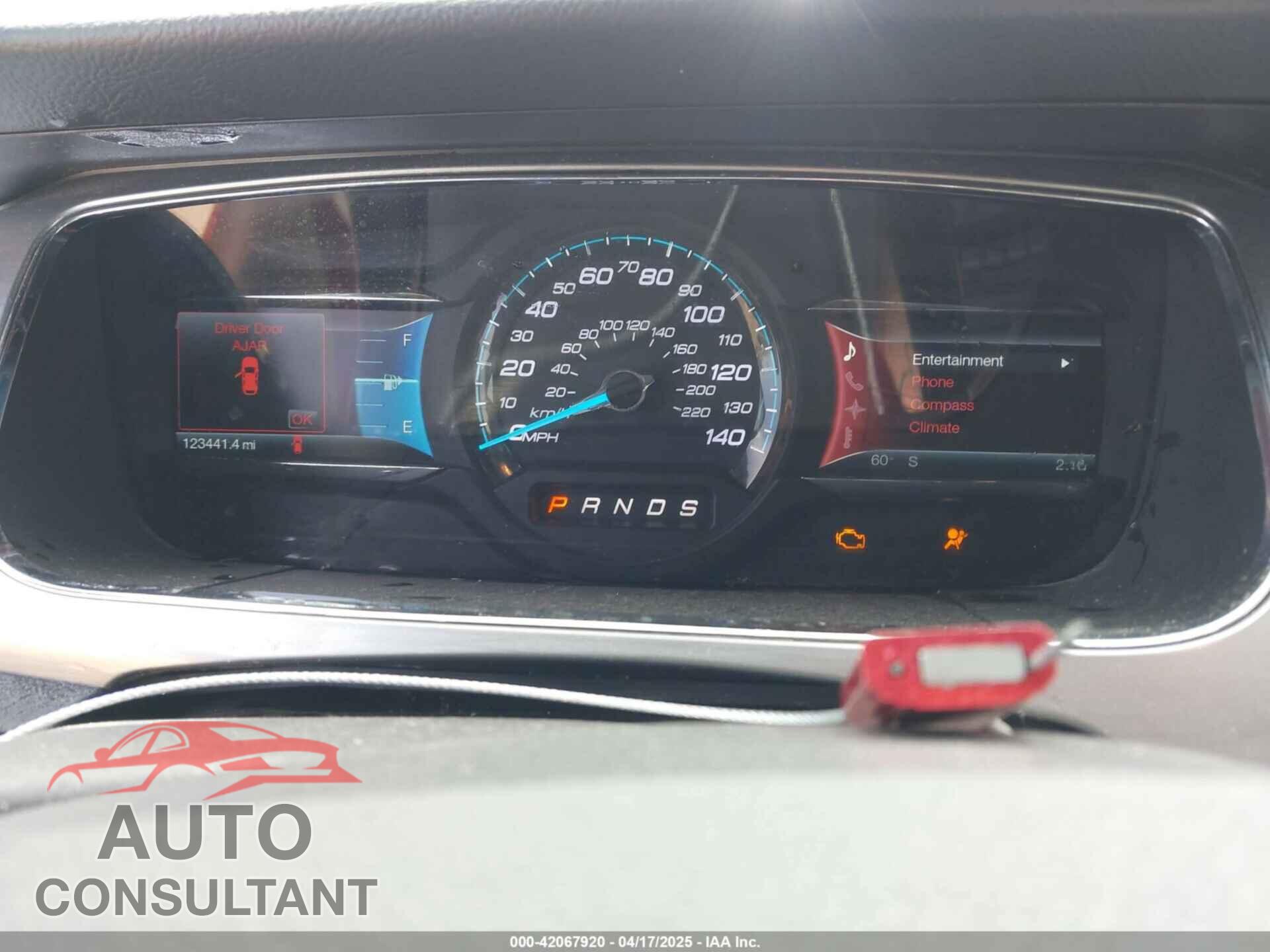 FORD TAURUS 2013 - 1FAHP2E89DG107558