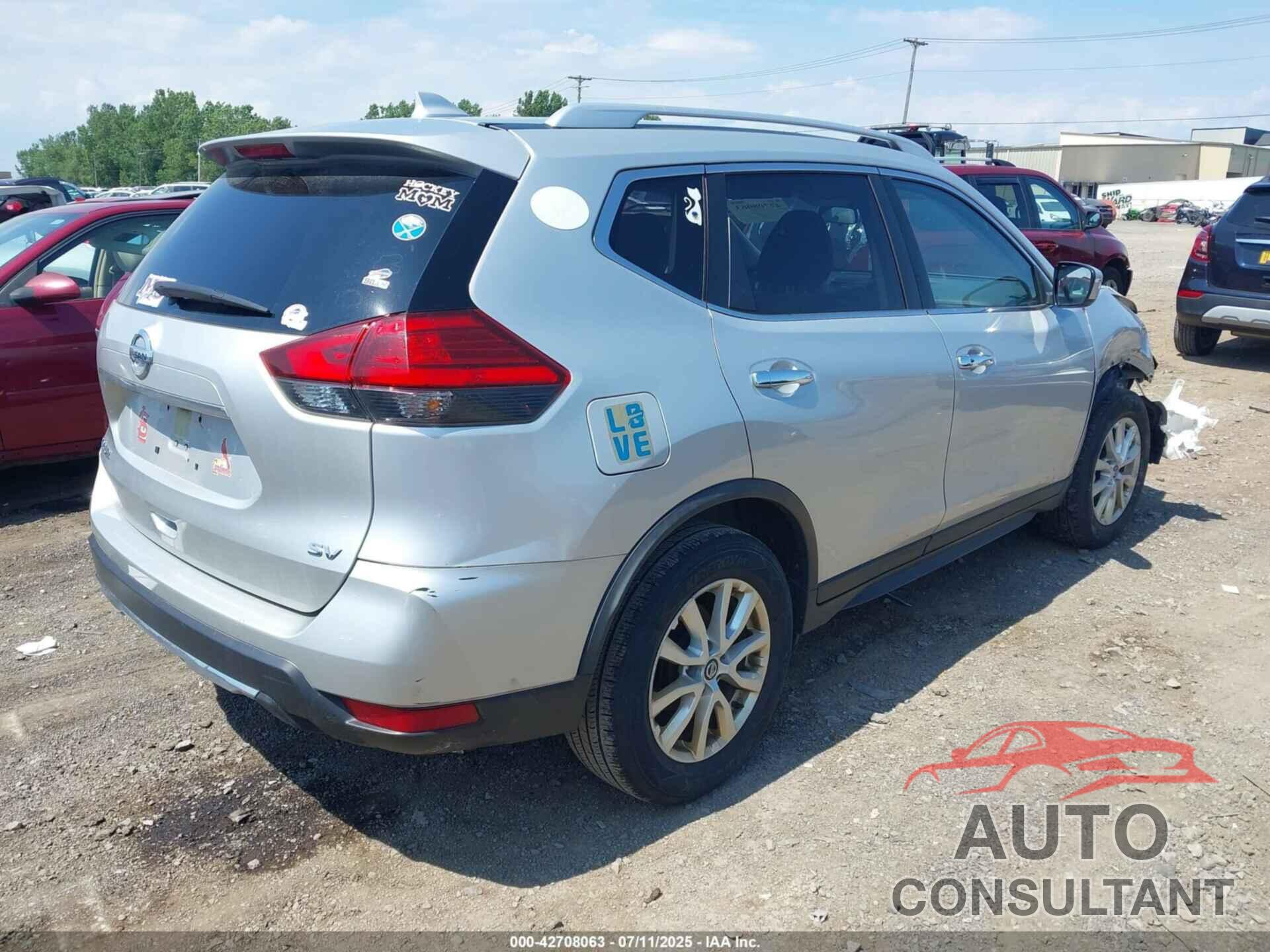NISSAN ROGUE 2017 - JN8AT2MT4HW391811