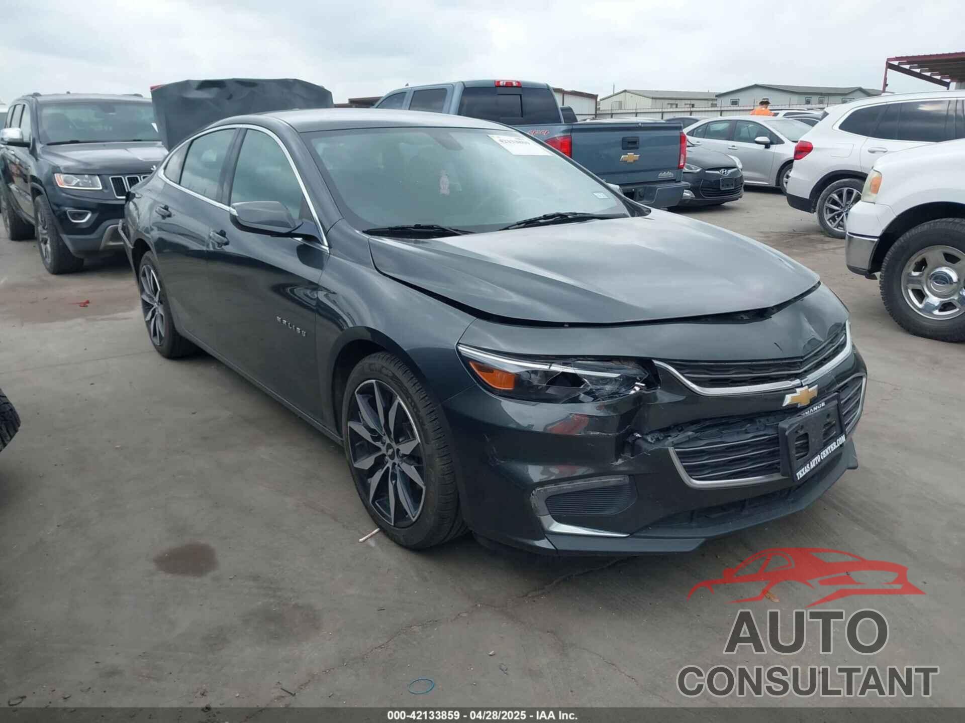 CHEVROLET MALIBU 2017 - 1G1ZE5ST9HF268317