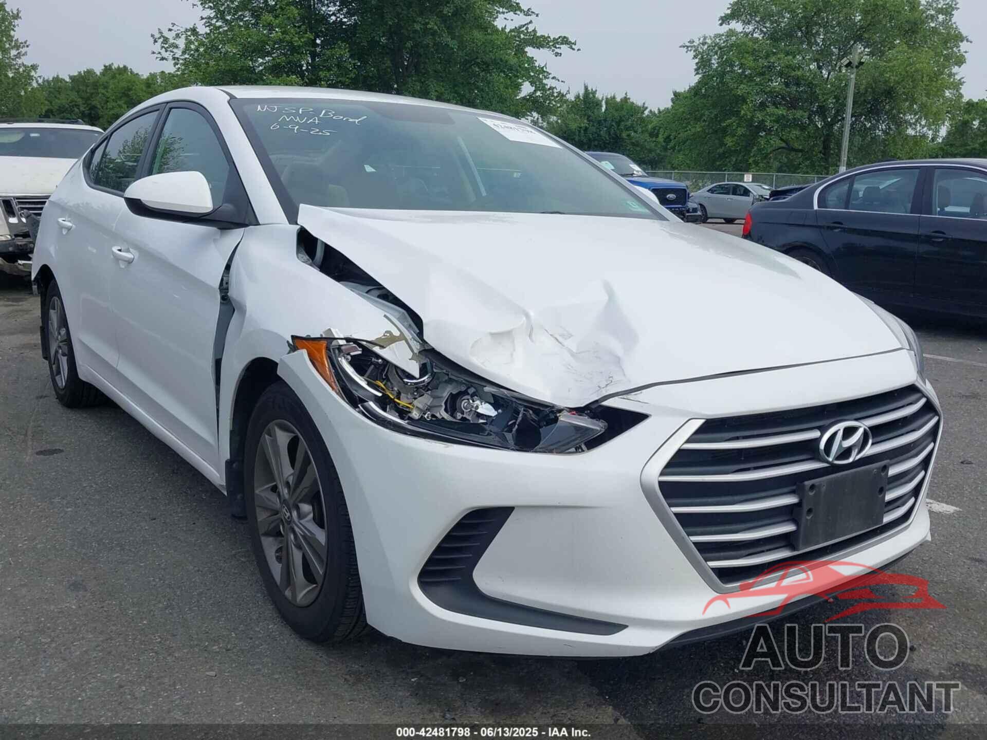 HYUNDAI ELANTRA 2018 - 5NPD84LF4JH245440