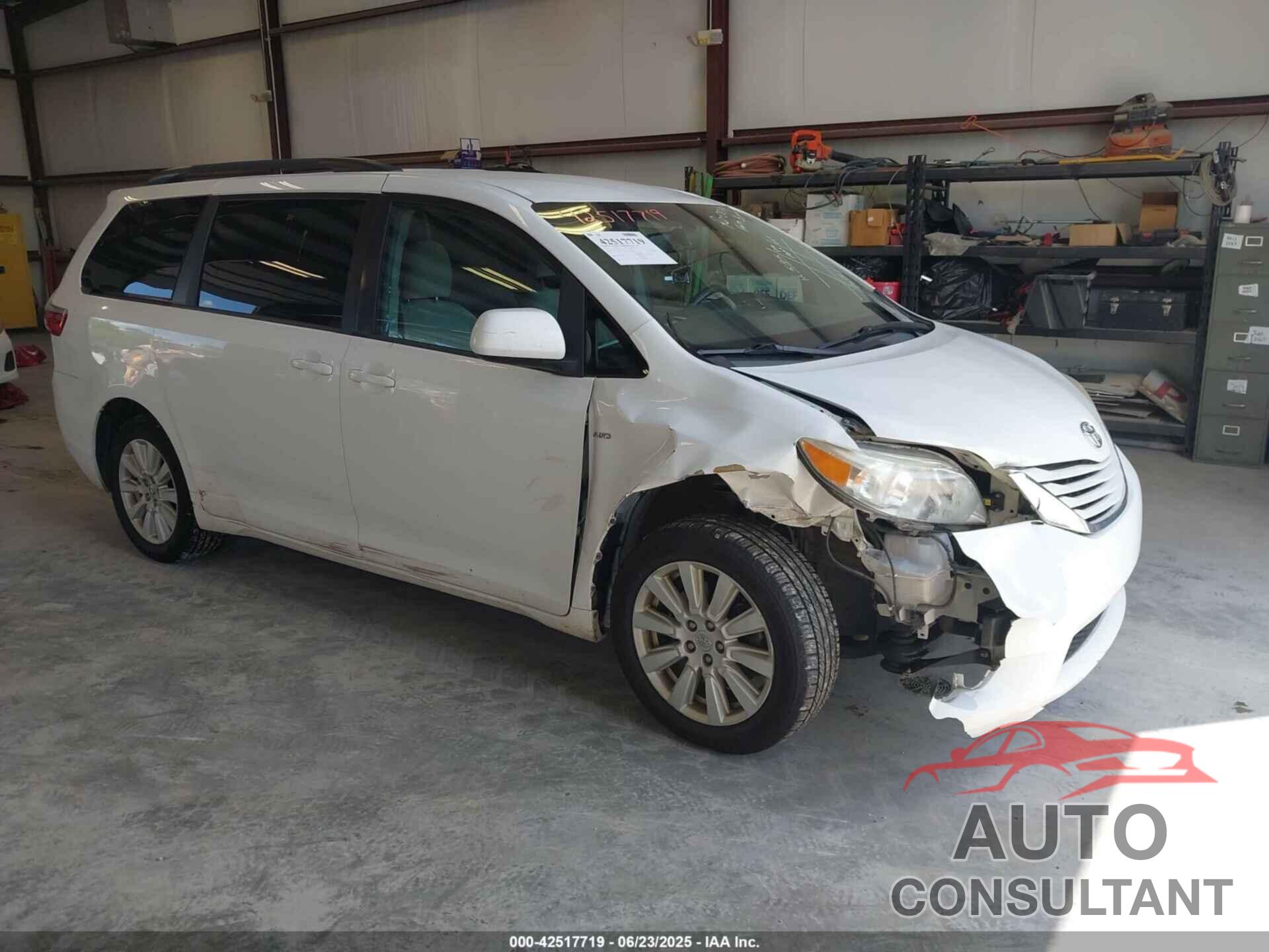 TOYOTA SIENNA 2017 - 5TDJZ3DC4HS180642