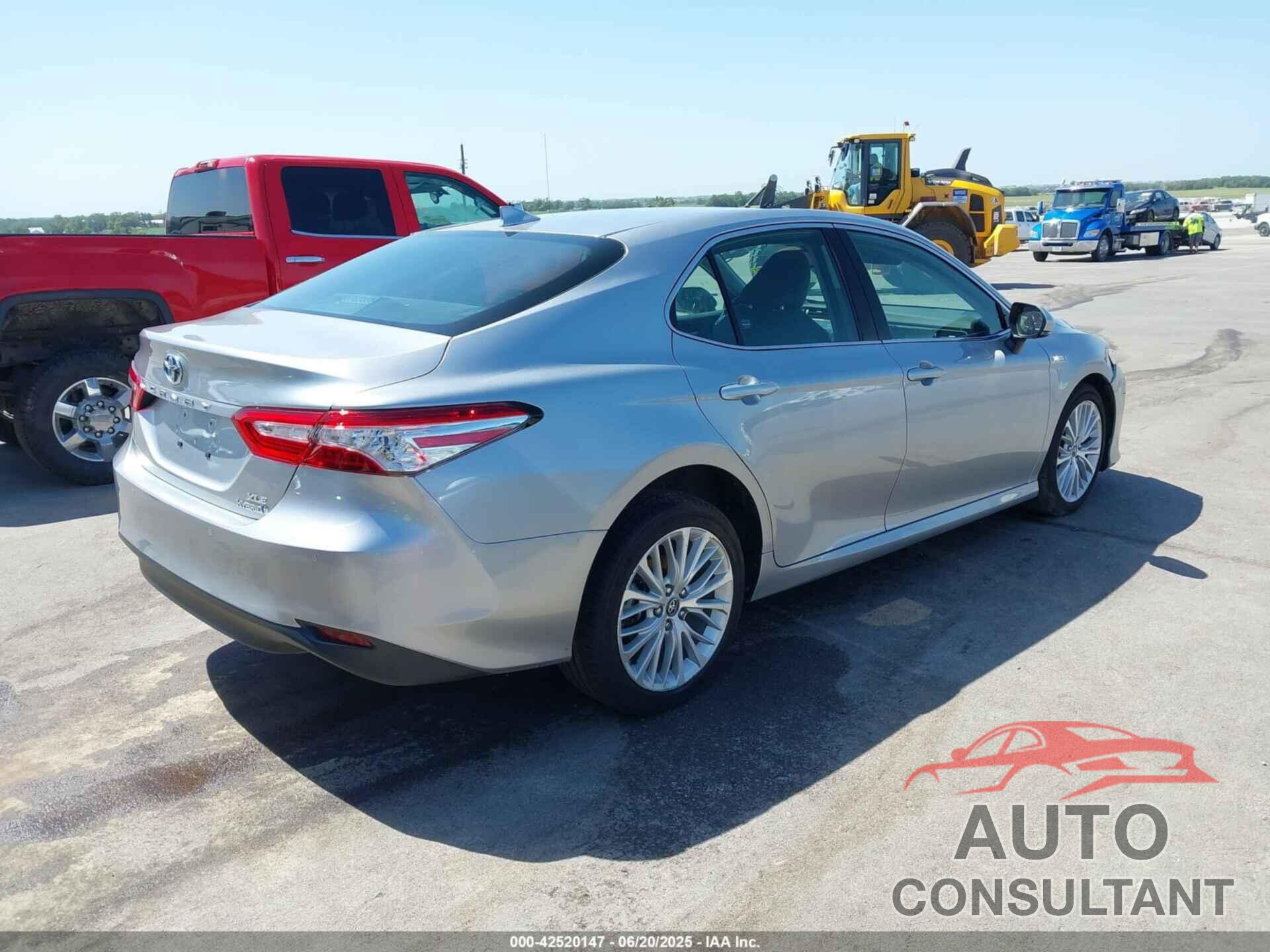 TOYOTA CAMRY 2019 - 4T1B21HK1KU515160