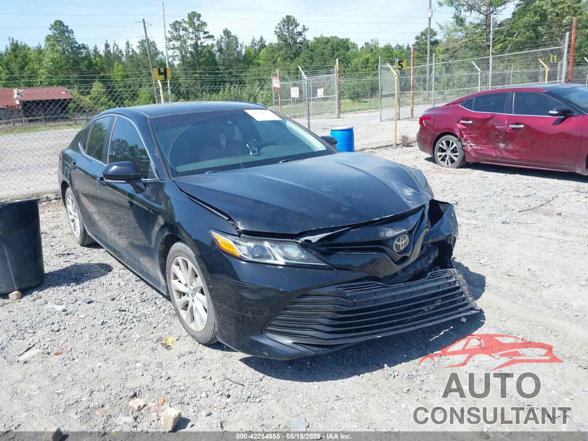 TOYOTA CAMRY 2018 - 4T1B11HK2JU636569