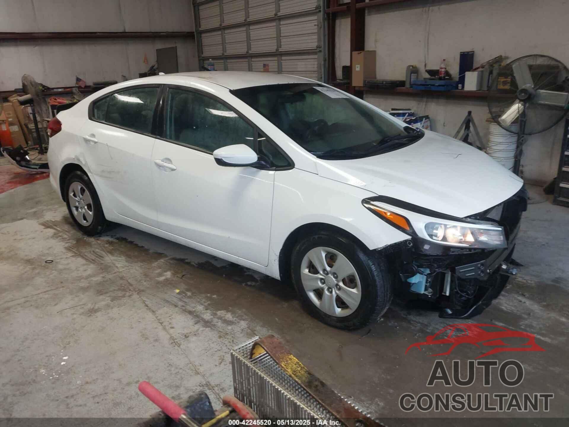 KIA FORTE 2018 - 3KPFK4A75JE179426