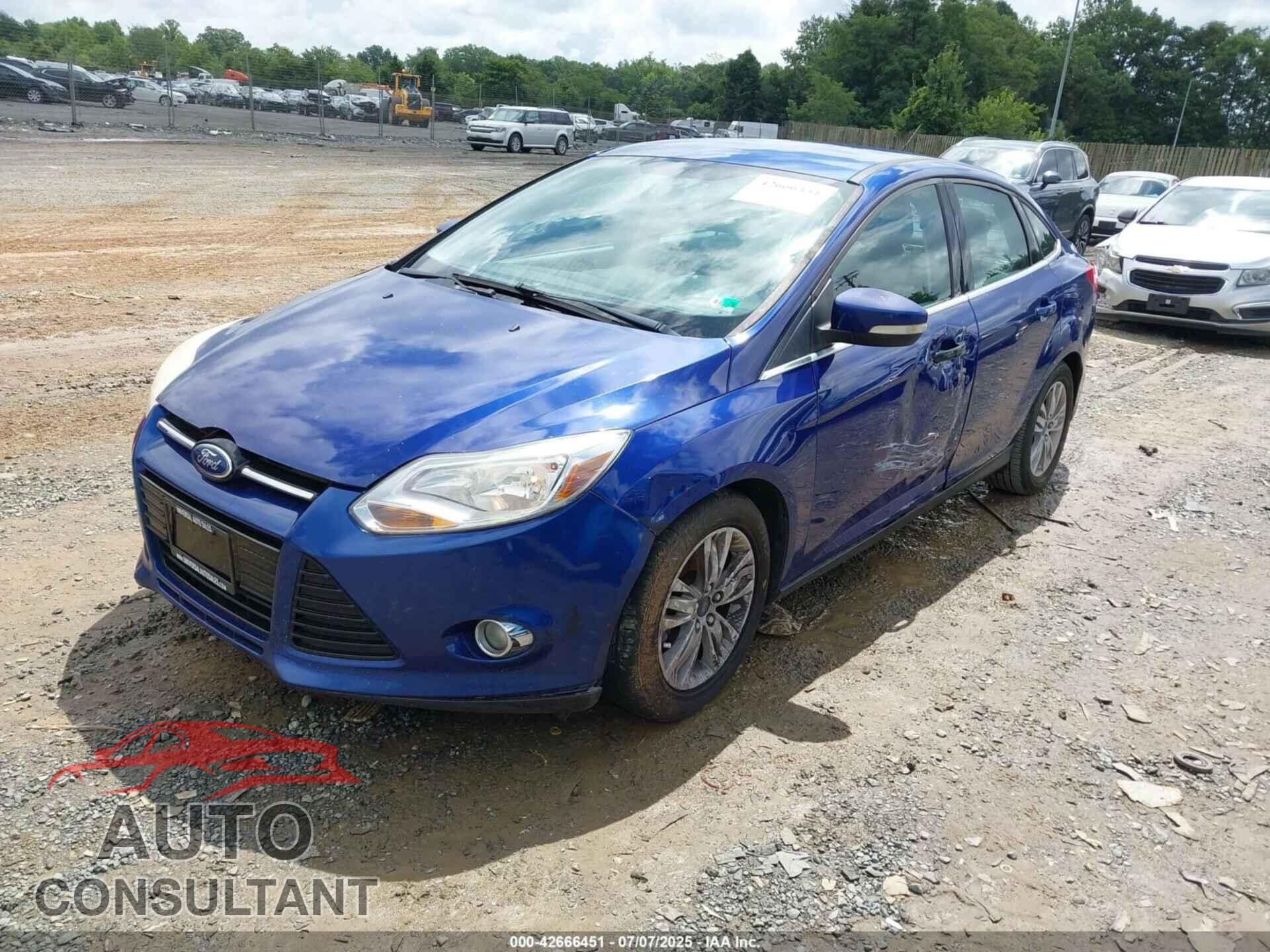 FORD FOCUS 2012 - 1FAHP3H21CL331104
