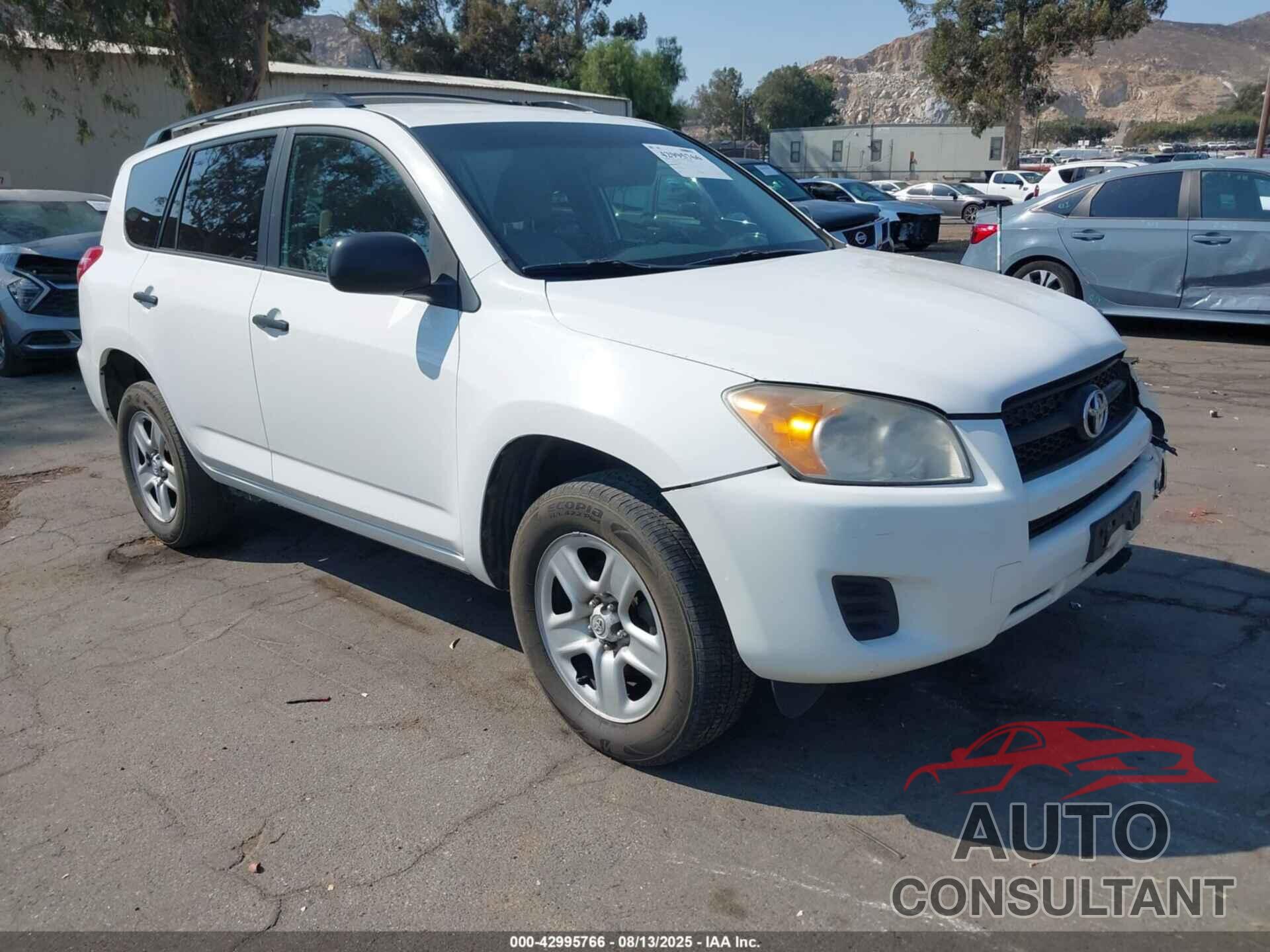 TOYOTA RAV4 2011 - 2T3KF4DV5BW062707