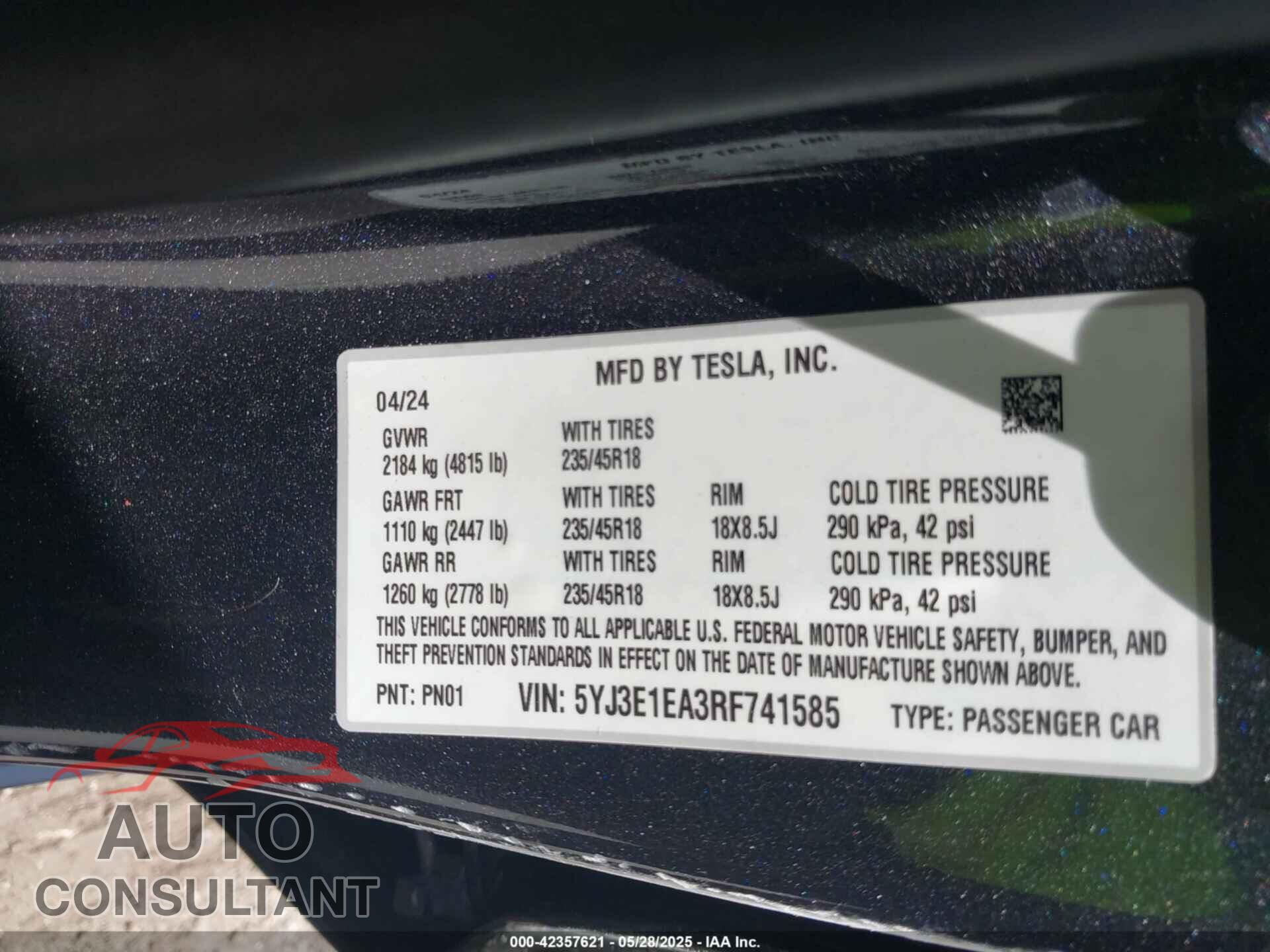 TESLA MODEL 3 2024 - 5YJ3E1EA3RF741585
