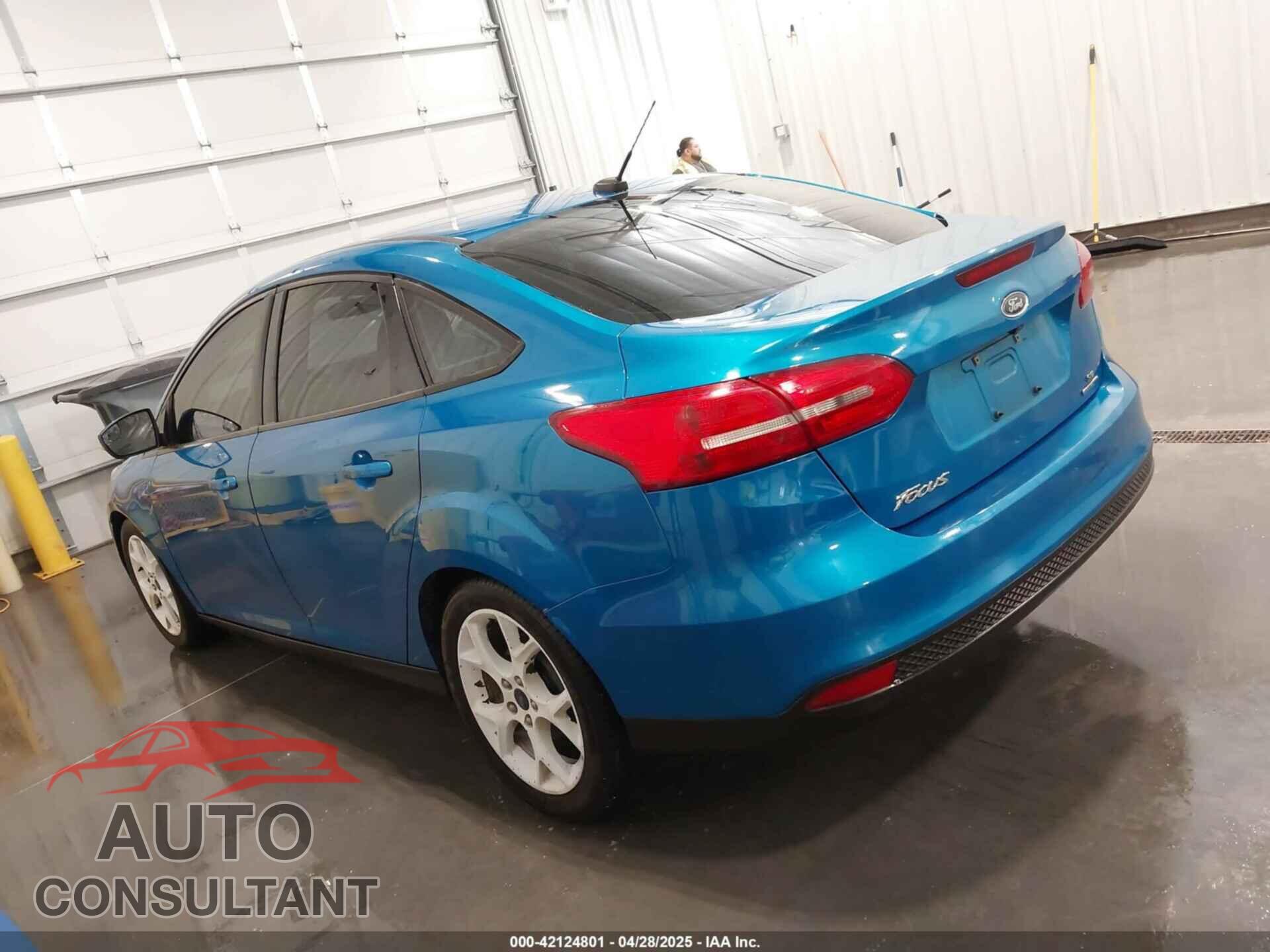 FORD FOCUS 2015 - 1FADP3F21FL255437