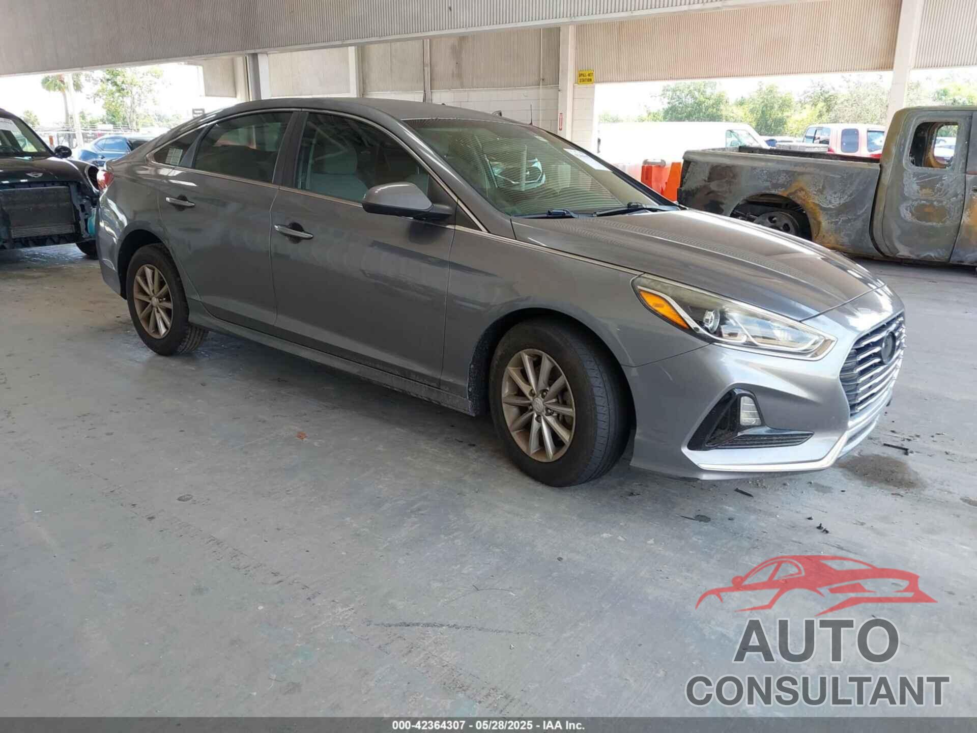 HYUNDAI SONATA 2018 - 5NPE24AF2JH633890