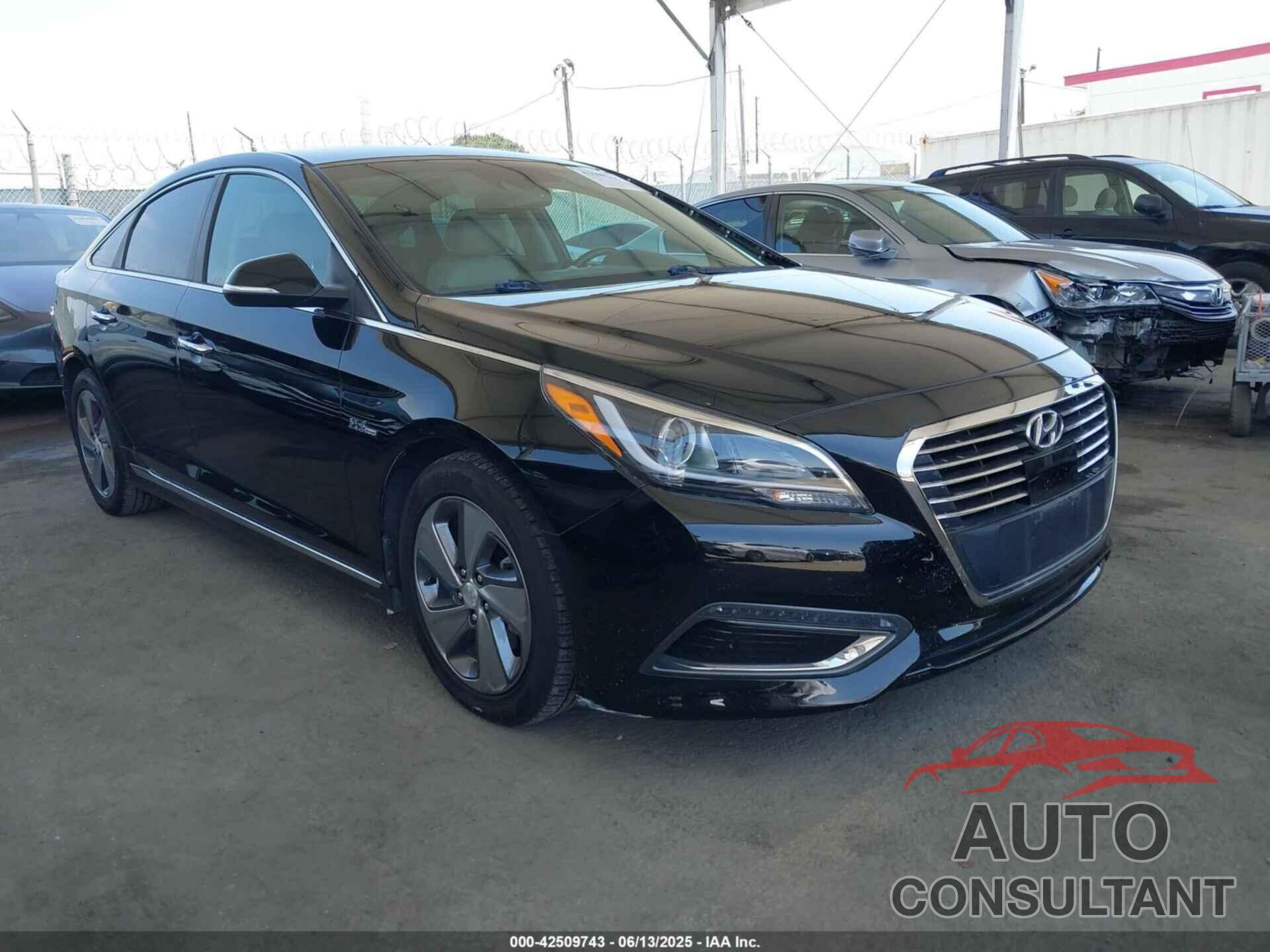 HYUNDAI SONATA PLUG-IN HYBRID 2016 - KMHE54L29GA029492