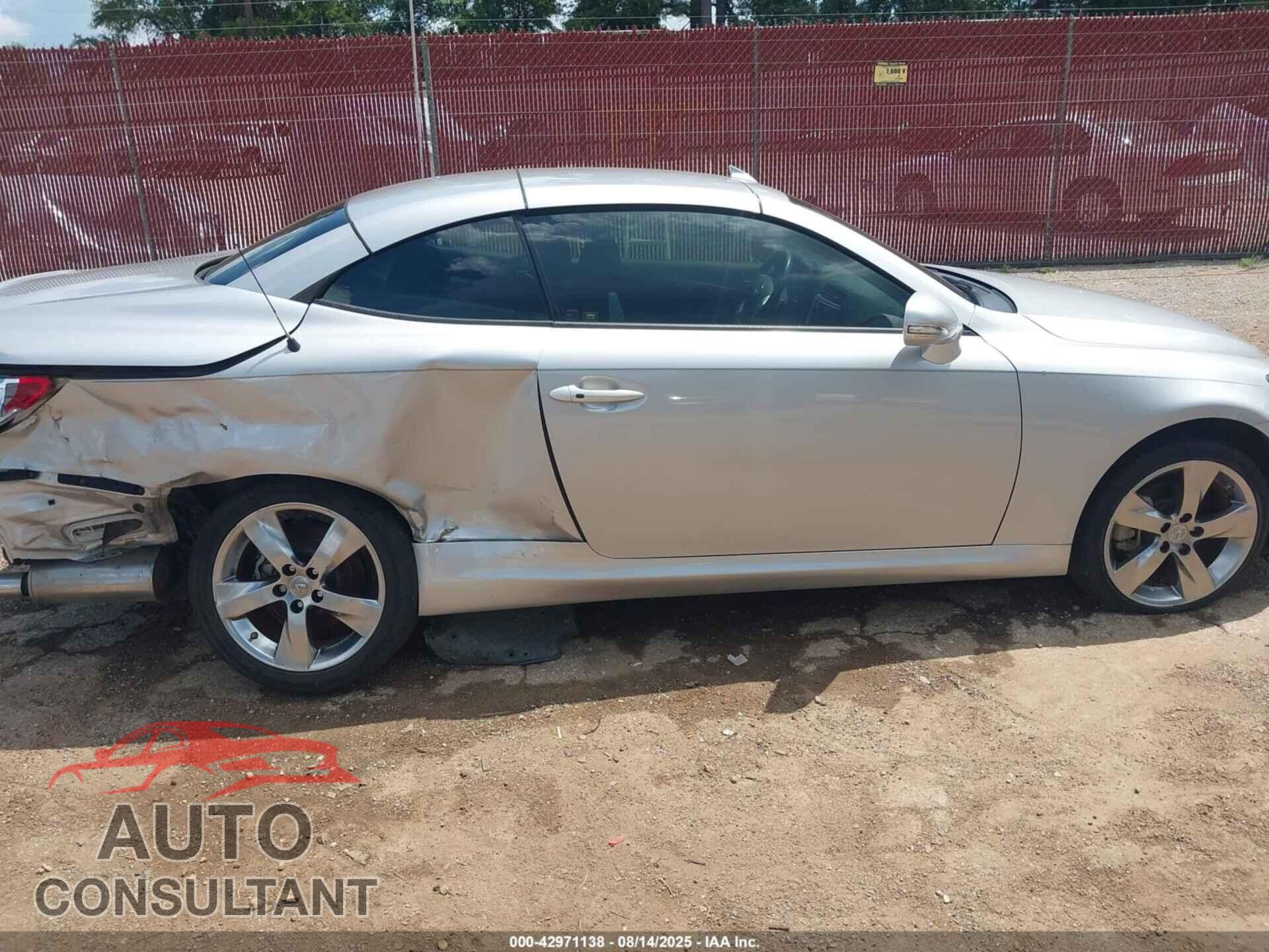 LEXUS IS 250C 2011 - JTHFF2C22B2520546