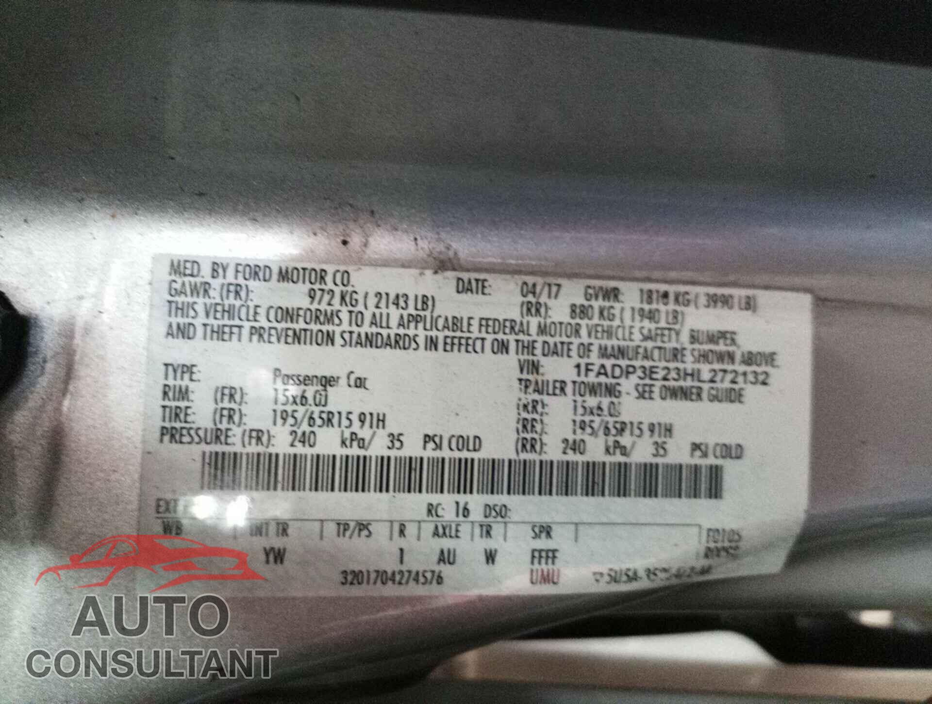 FORD FOCUS 2017 - 1FADP3E23HL272132