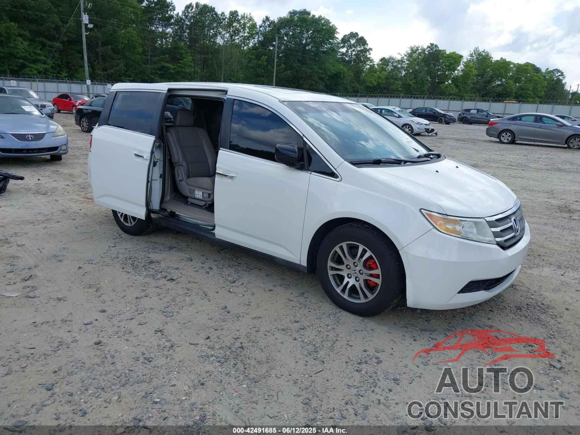 HONDA ODYSSEY 2011 - 5FNRL5H67BB011070