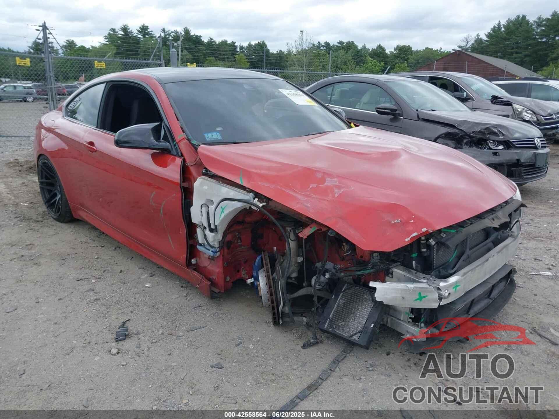 BMW M4 2016 - WBS3R9C51GK338254