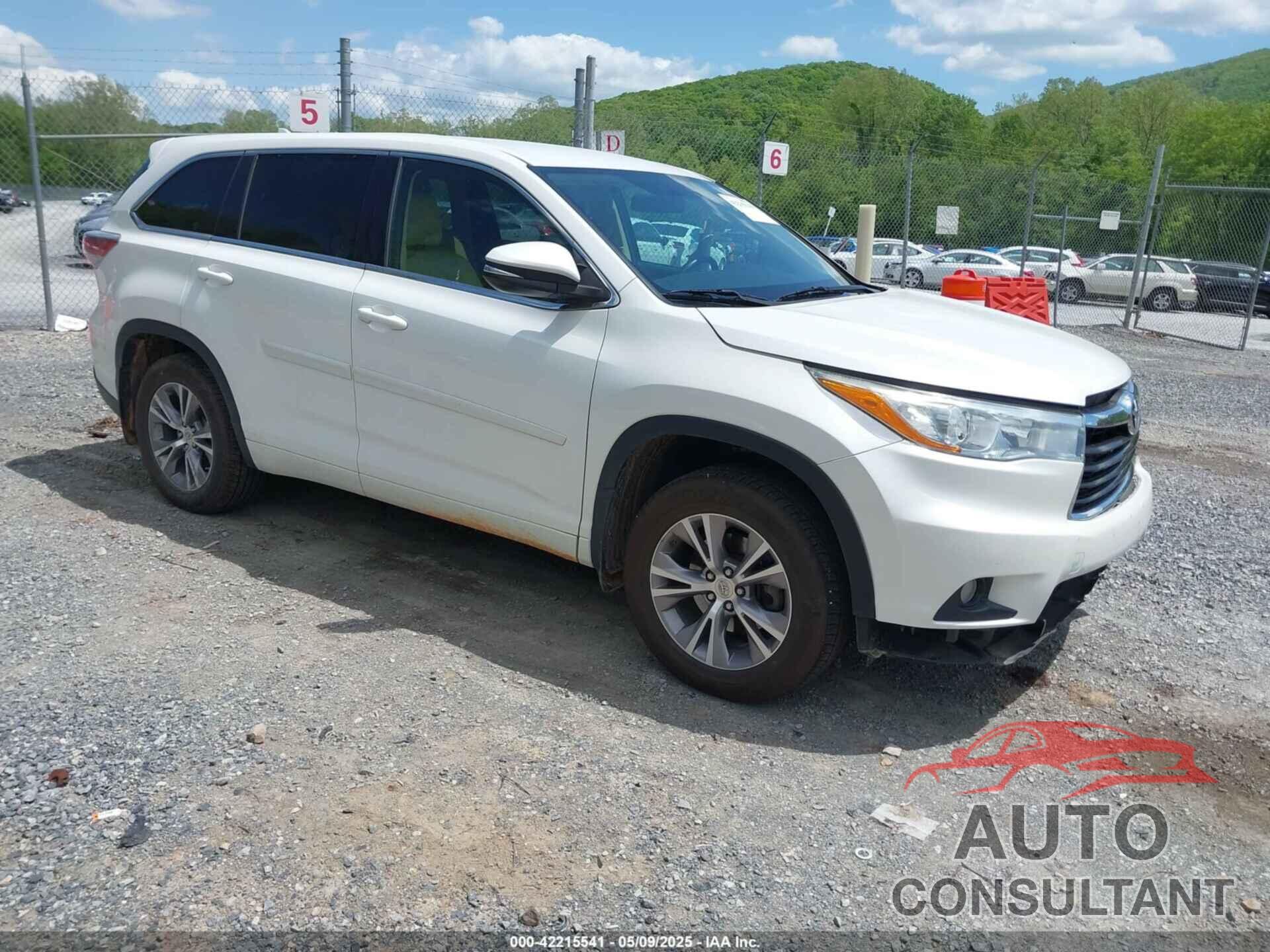TOYOTA HIGHLANDER 2015 - 5TDBKRFH3FS197580
