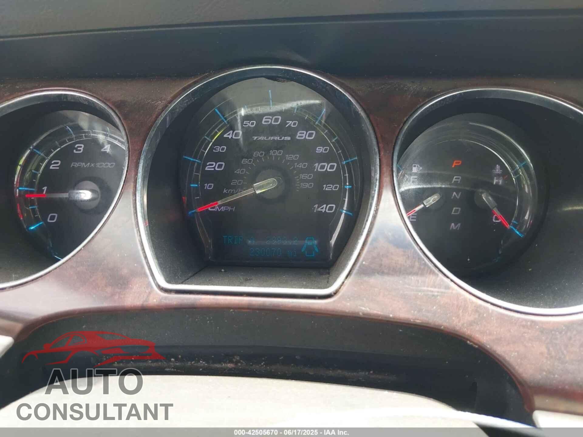 FORD TAURUS 2012 - 1FAHP2EW2CG136185