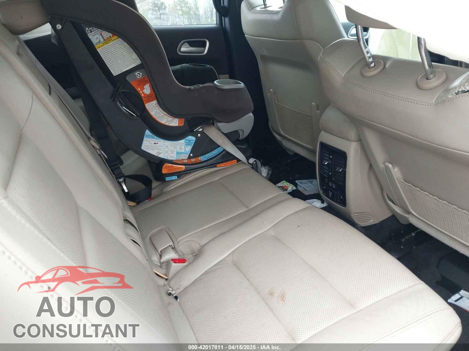 DODGE DURANGO 2018 - 1C4RDJEG2JC404215