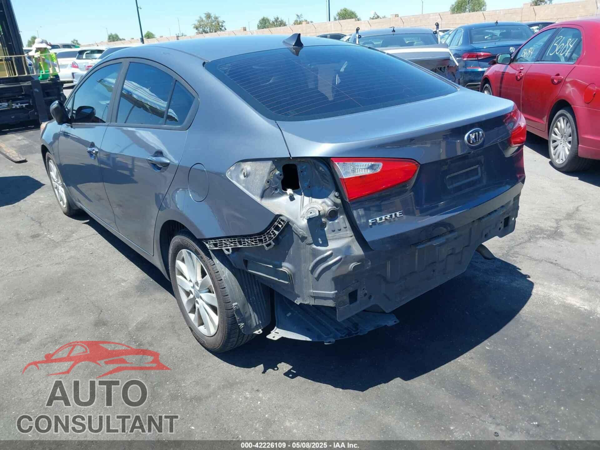 KIA FORTE 2016 - KNAFX4A60G5589965