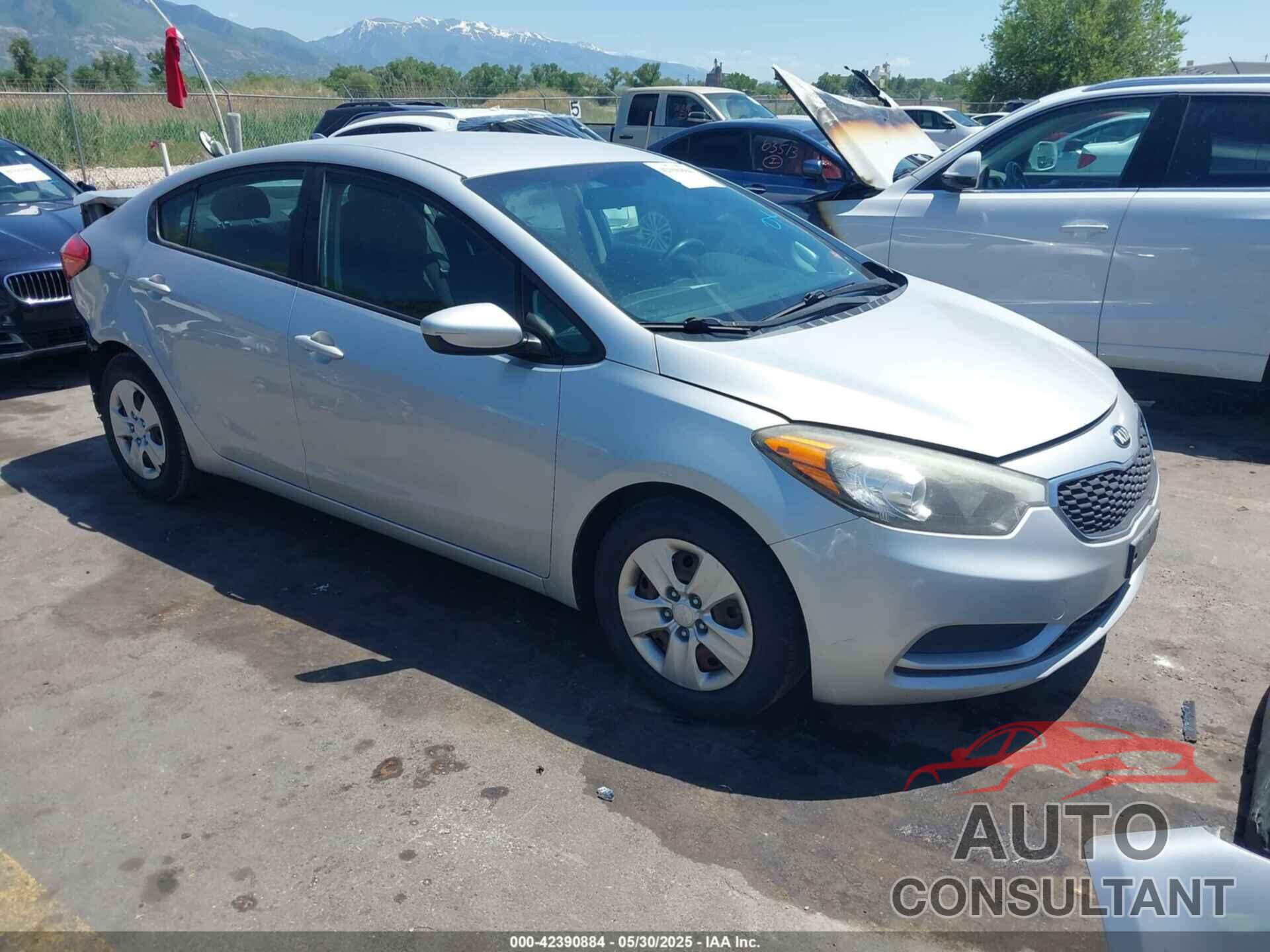 KIA FORTE 2016 - KNAFK4A67G5551423