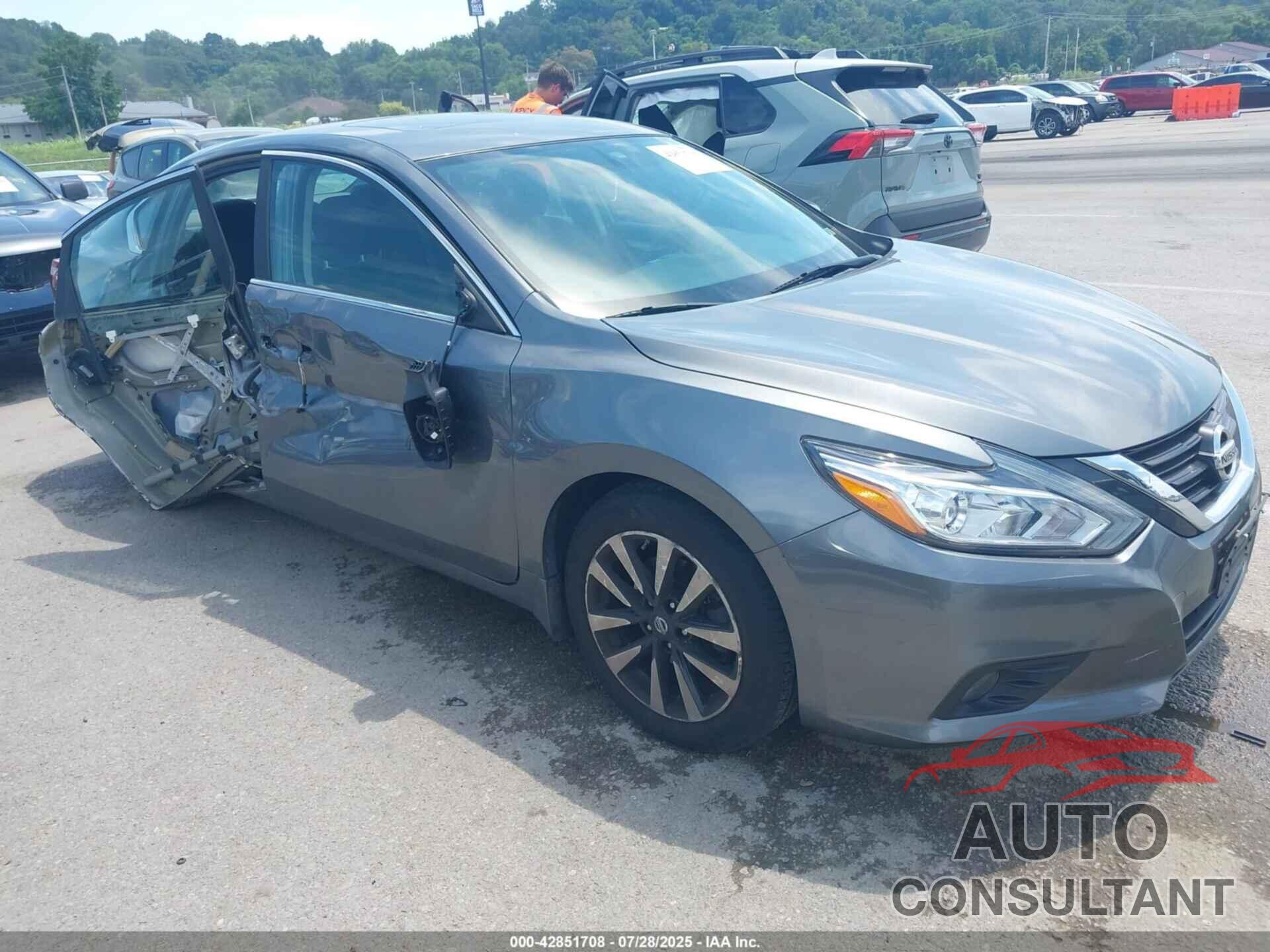 NISSAN ALTIMA 2018 - 1N4AL3AP8JC239844