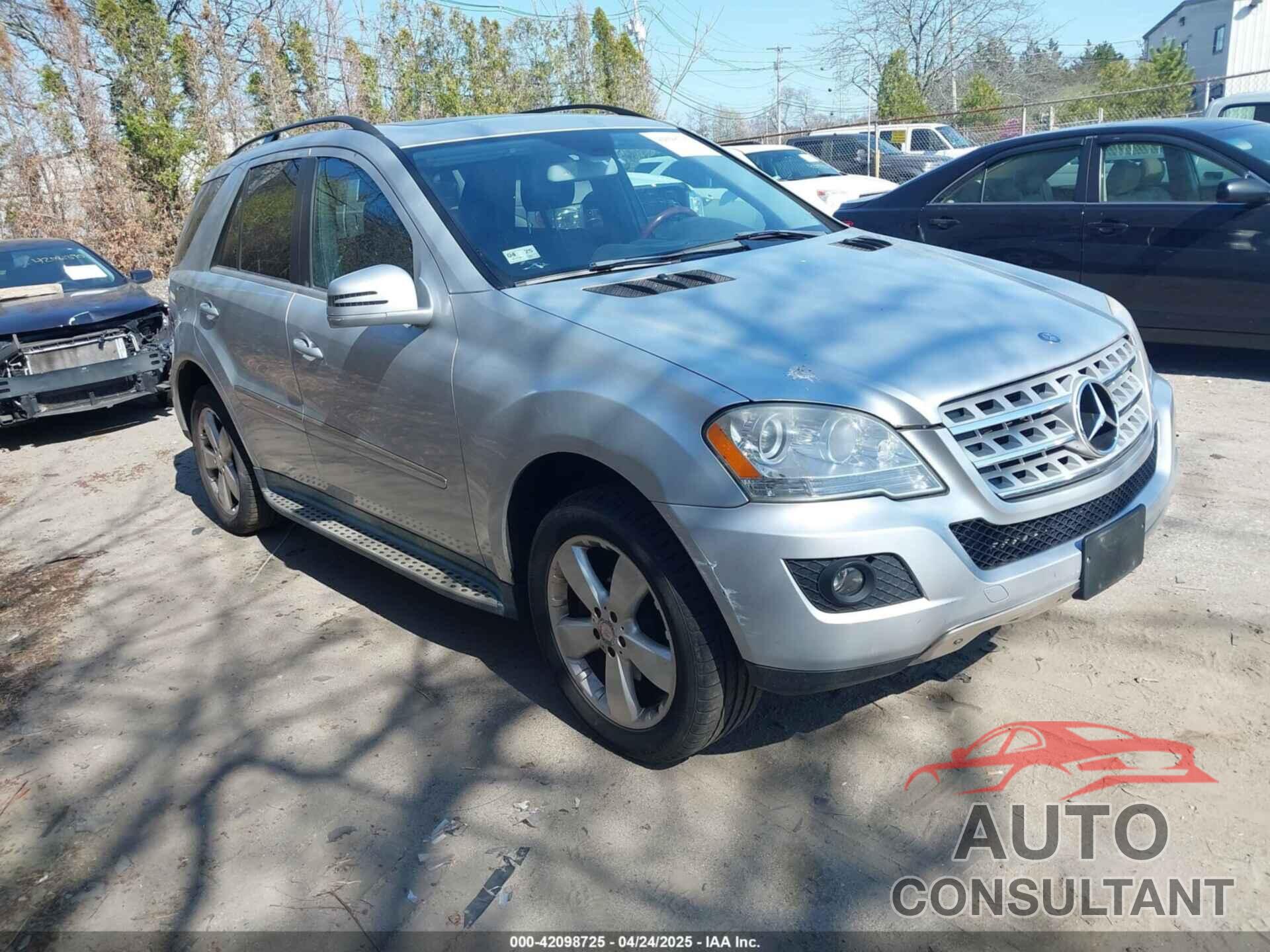 MERCEDES-BENZ ML 350 2011 - 4JGBB8GB2BA702483