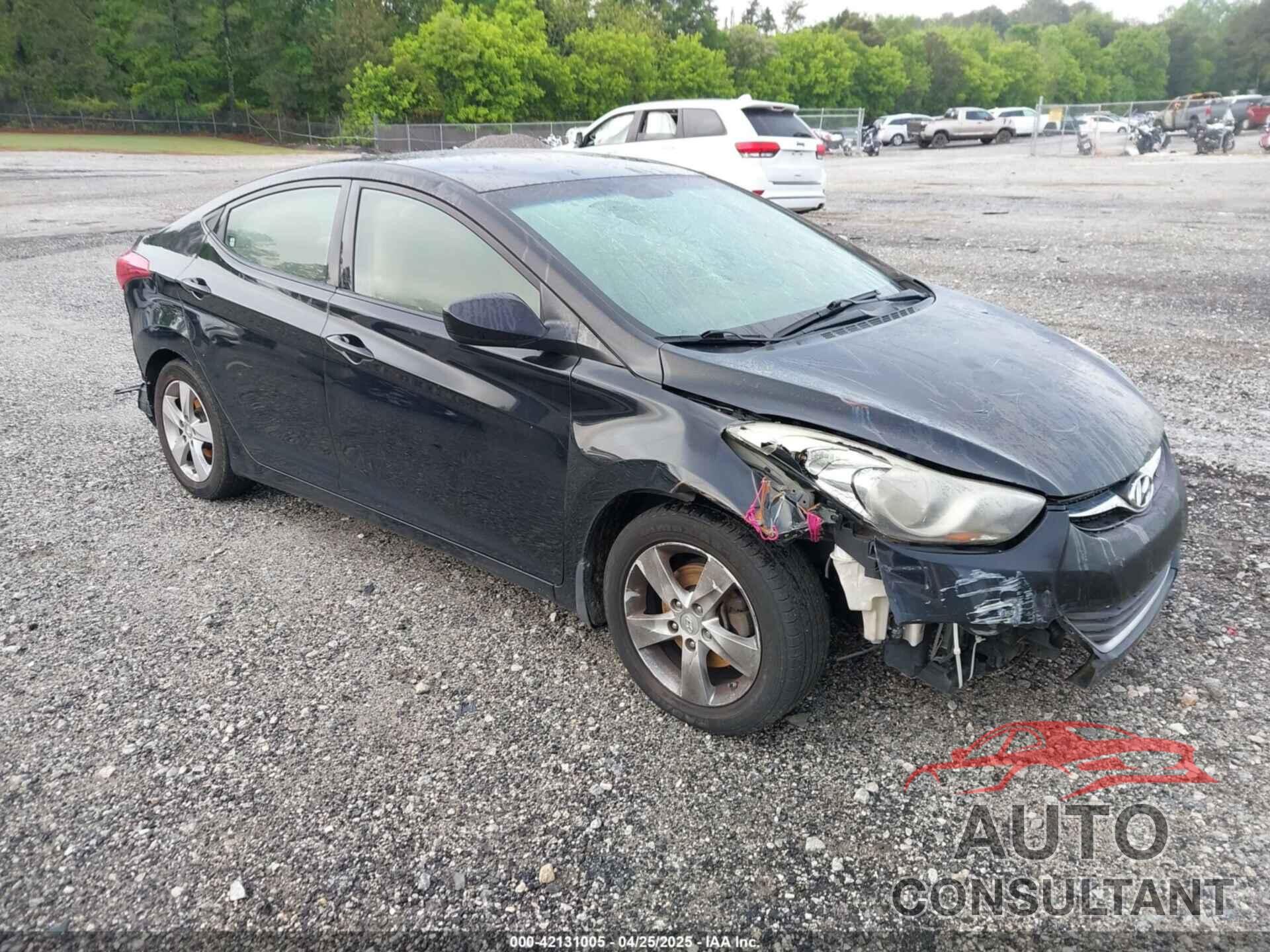 HYUNDAI ELANTRA 2013 - 5NPDH4AE4DH418730