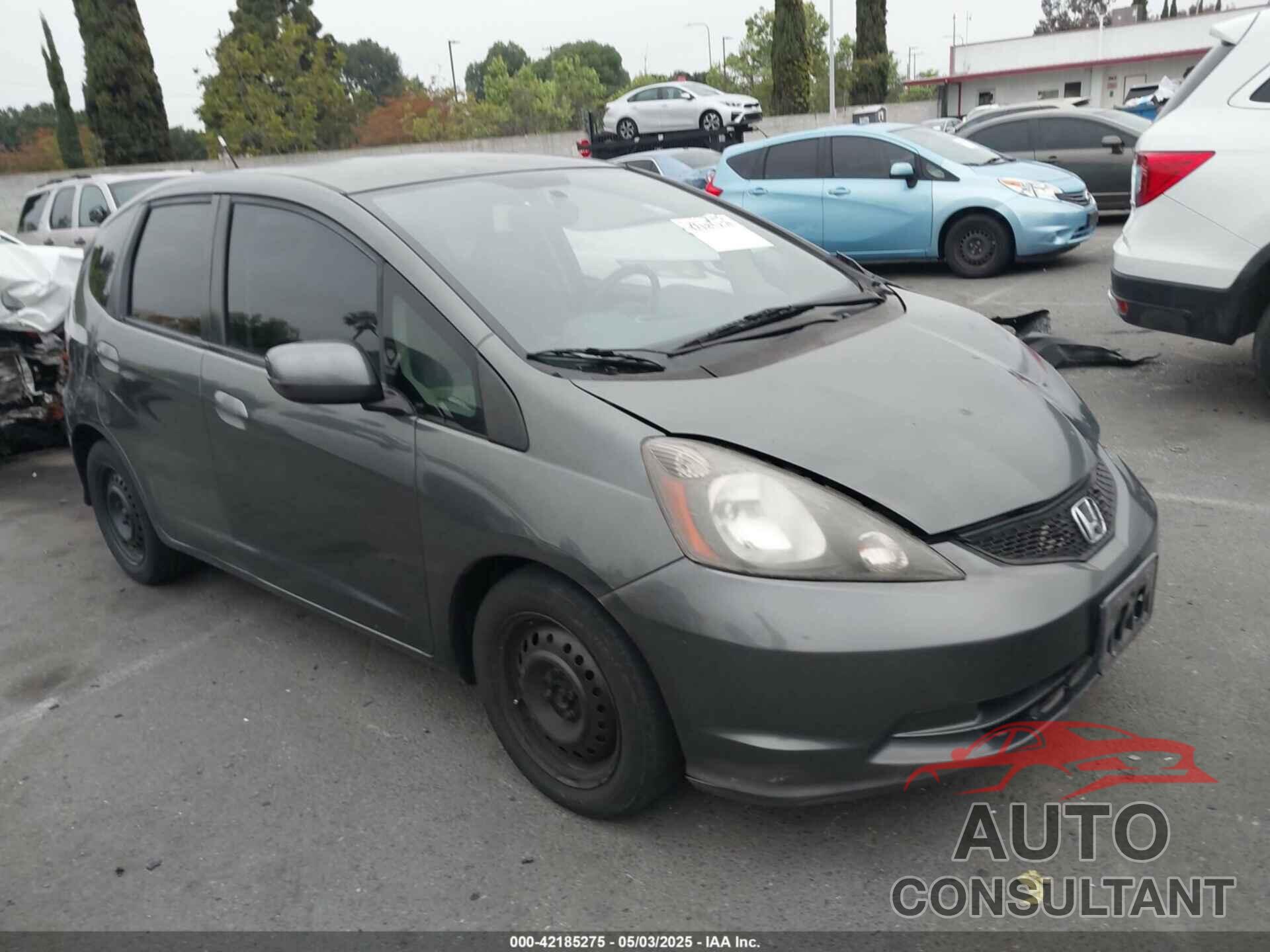 HONDA FIT 2013 - JHMGE8H34DC023328