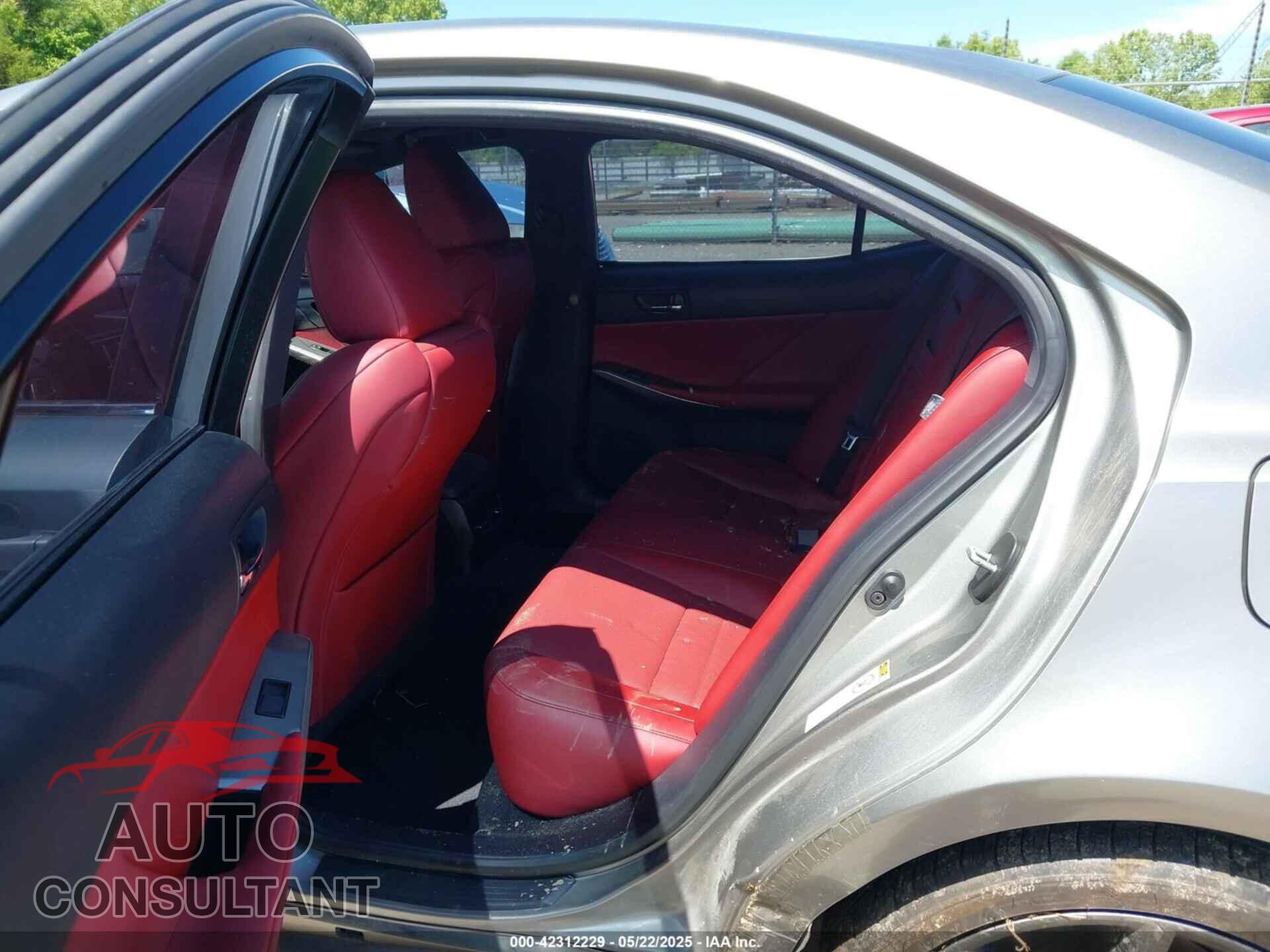LEXUS IS 200T 2016 - JTHBA1D2XG5012367