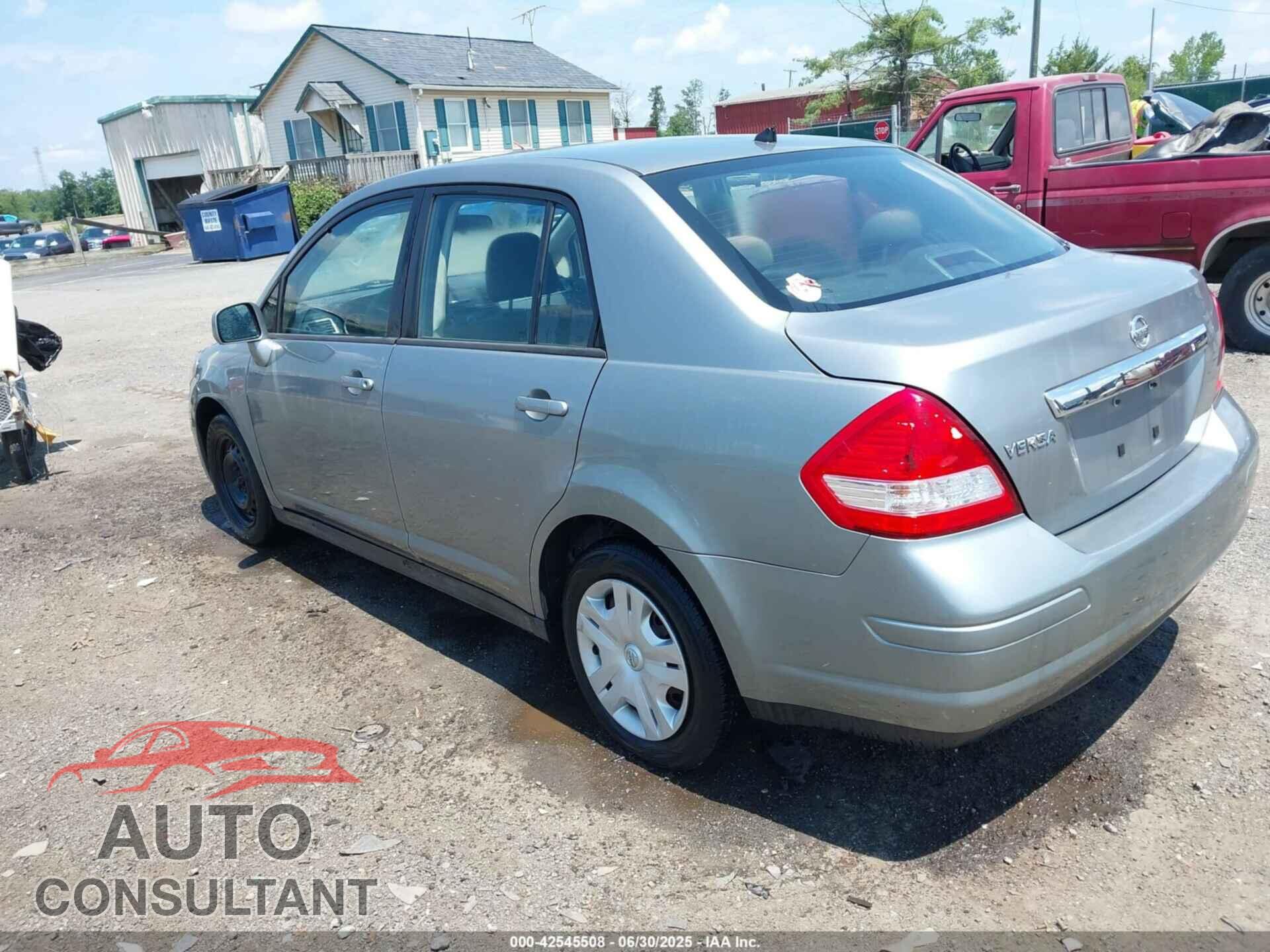 NISSAN VERSA 2011 - 3N1BC1AP1BL373641