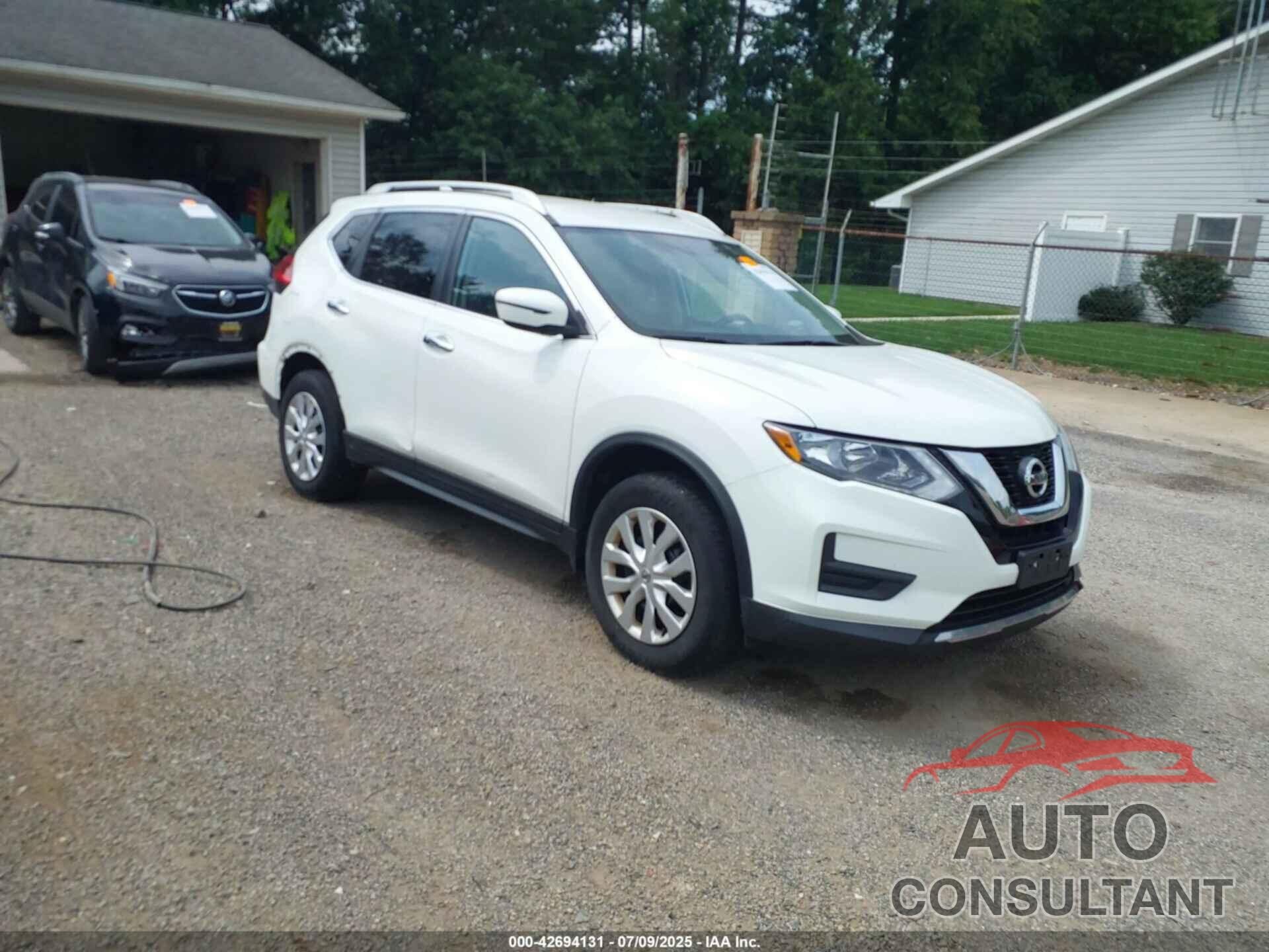 NISSAN ROGUE 2017 - KNMAT2MV7HP537481