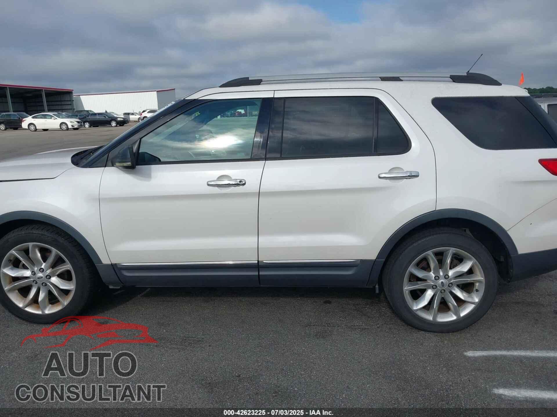 FORD EXPLORER 2013 - 1FM5K7D85DGA53259
