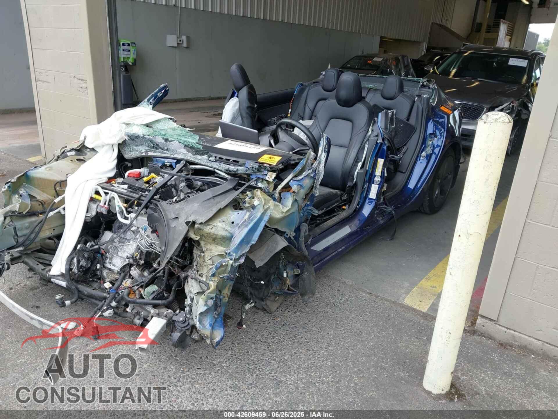 TESLA MODEL 3 2019 - 5YJ3E1EB9KF210843