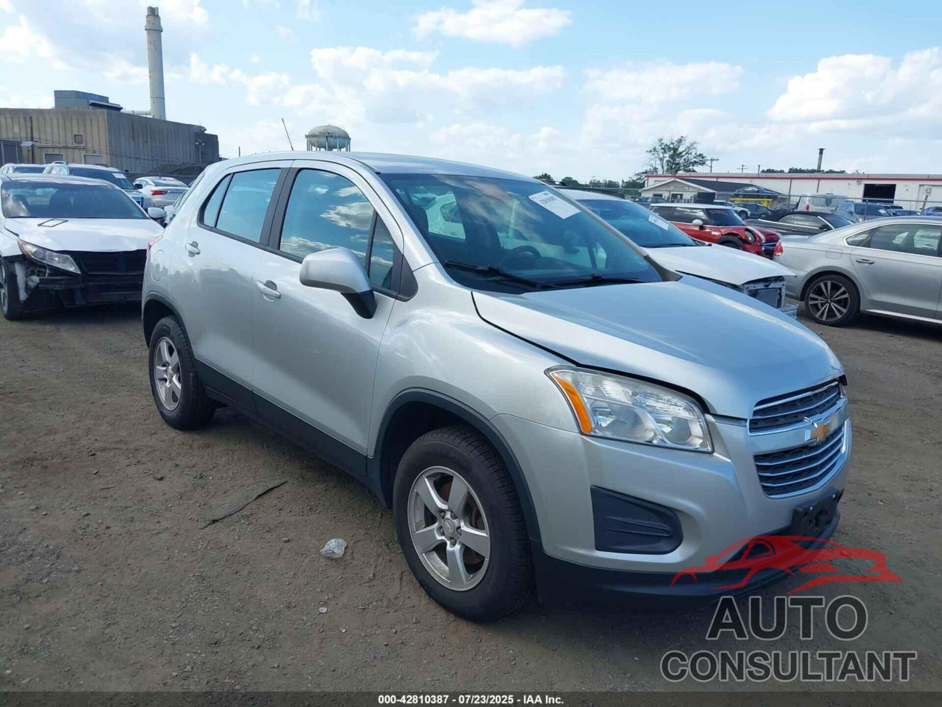 CHEVROLET TRAX 2015 - KL7CJPSB4FB215988