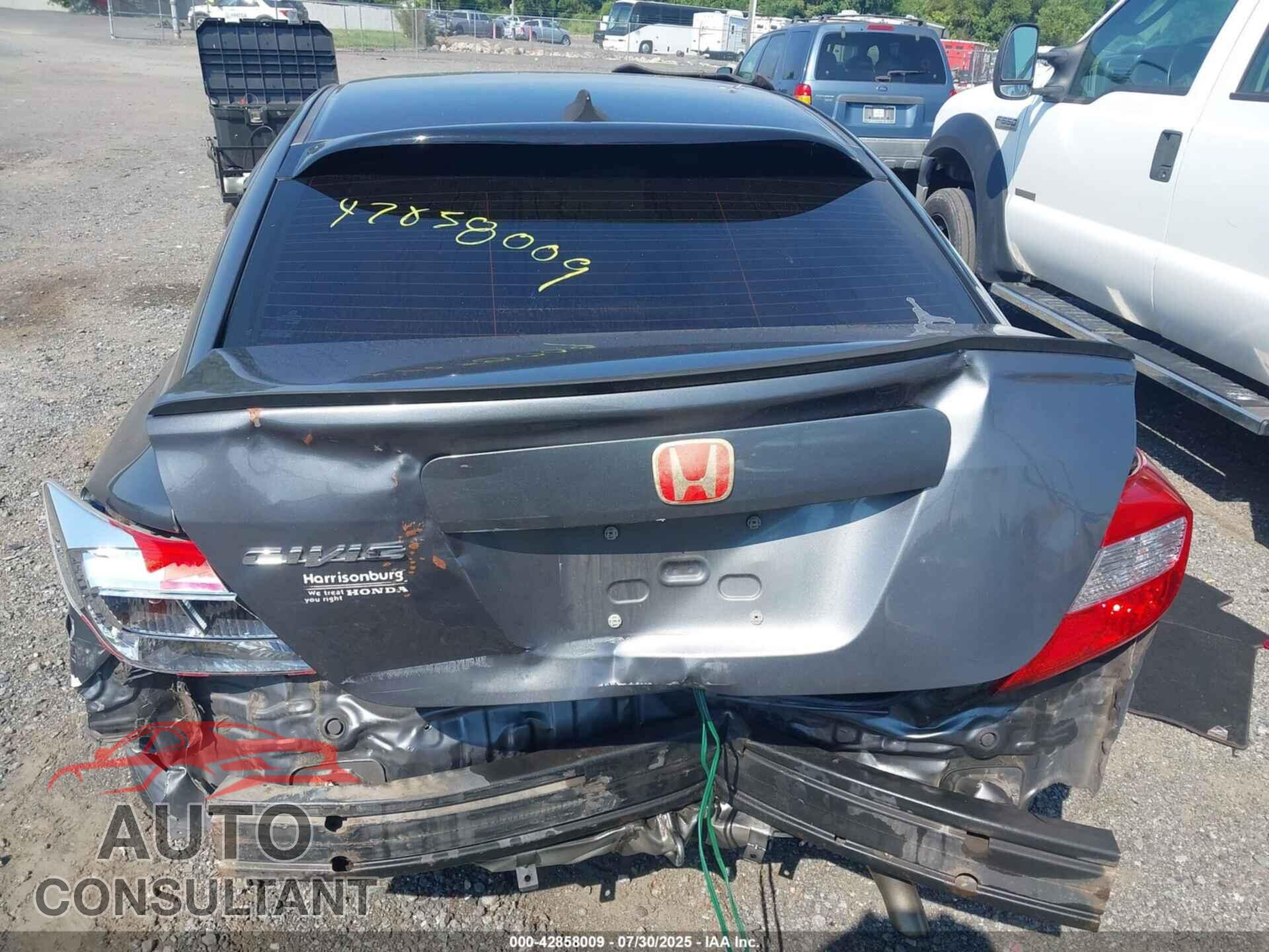 HONDA CIVIC 2012 - 2HGFB2F55CH611601