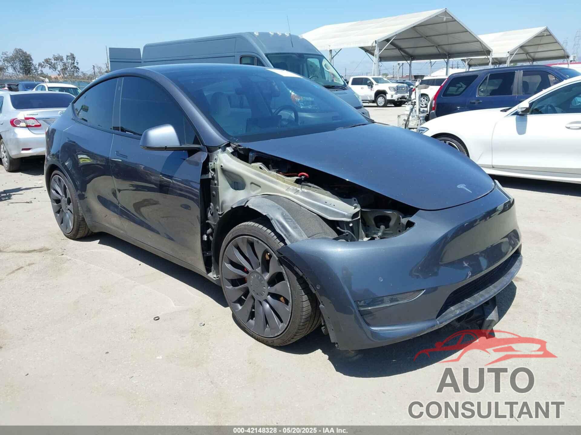 TESLA MODEL Y 2021 - 5YJYGDEF9MF136847