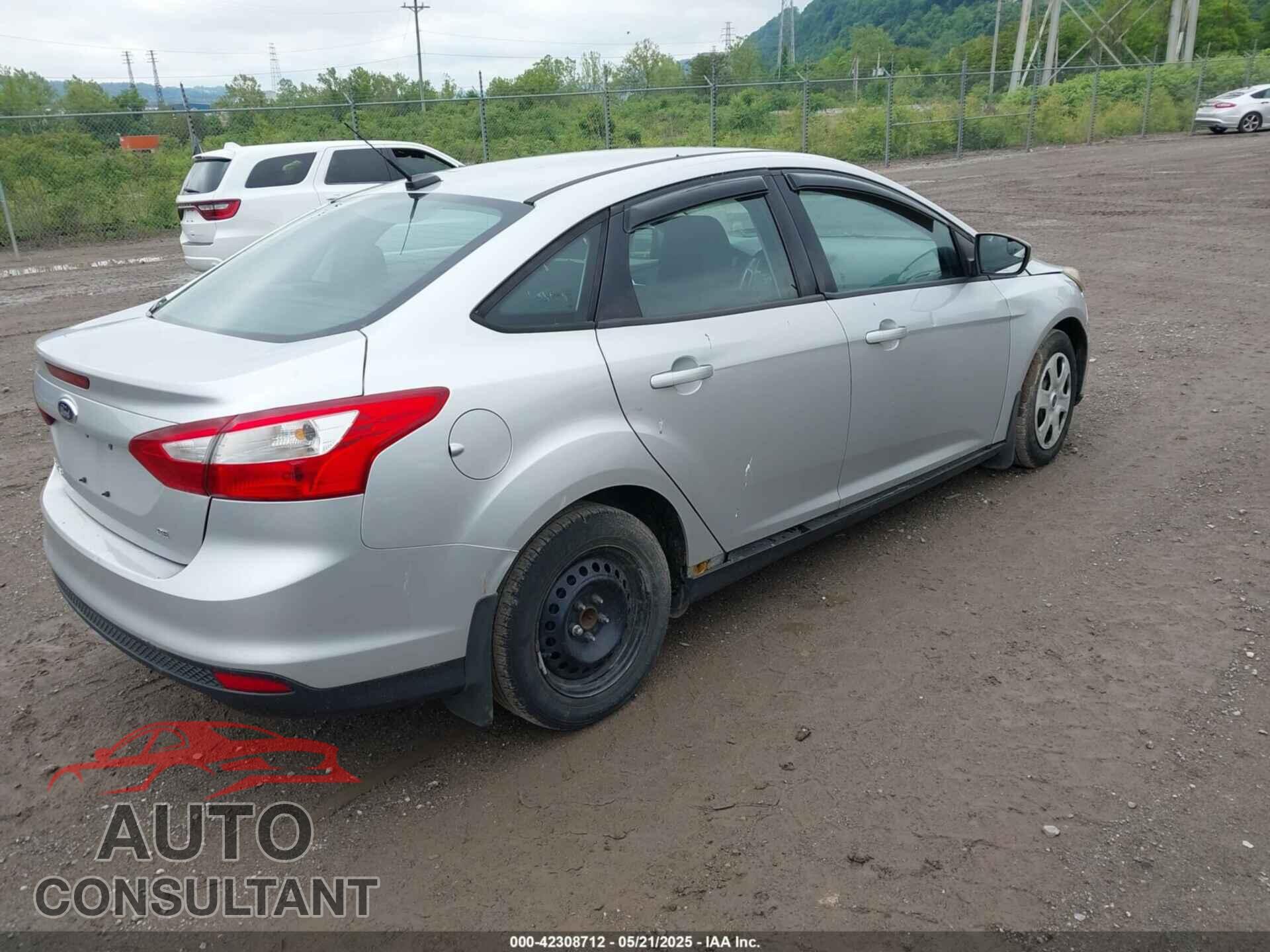 FORD FOCUS 2013 - 1FADP3F25DL113699