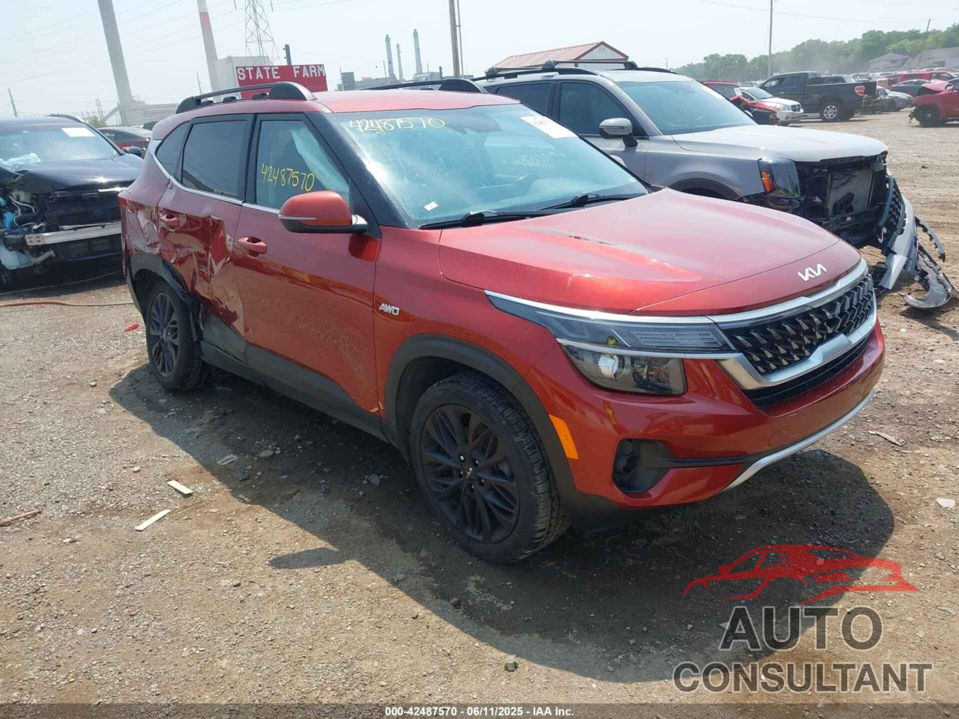 KIA SELTOS 2023 - KNDEUCA21P7418631