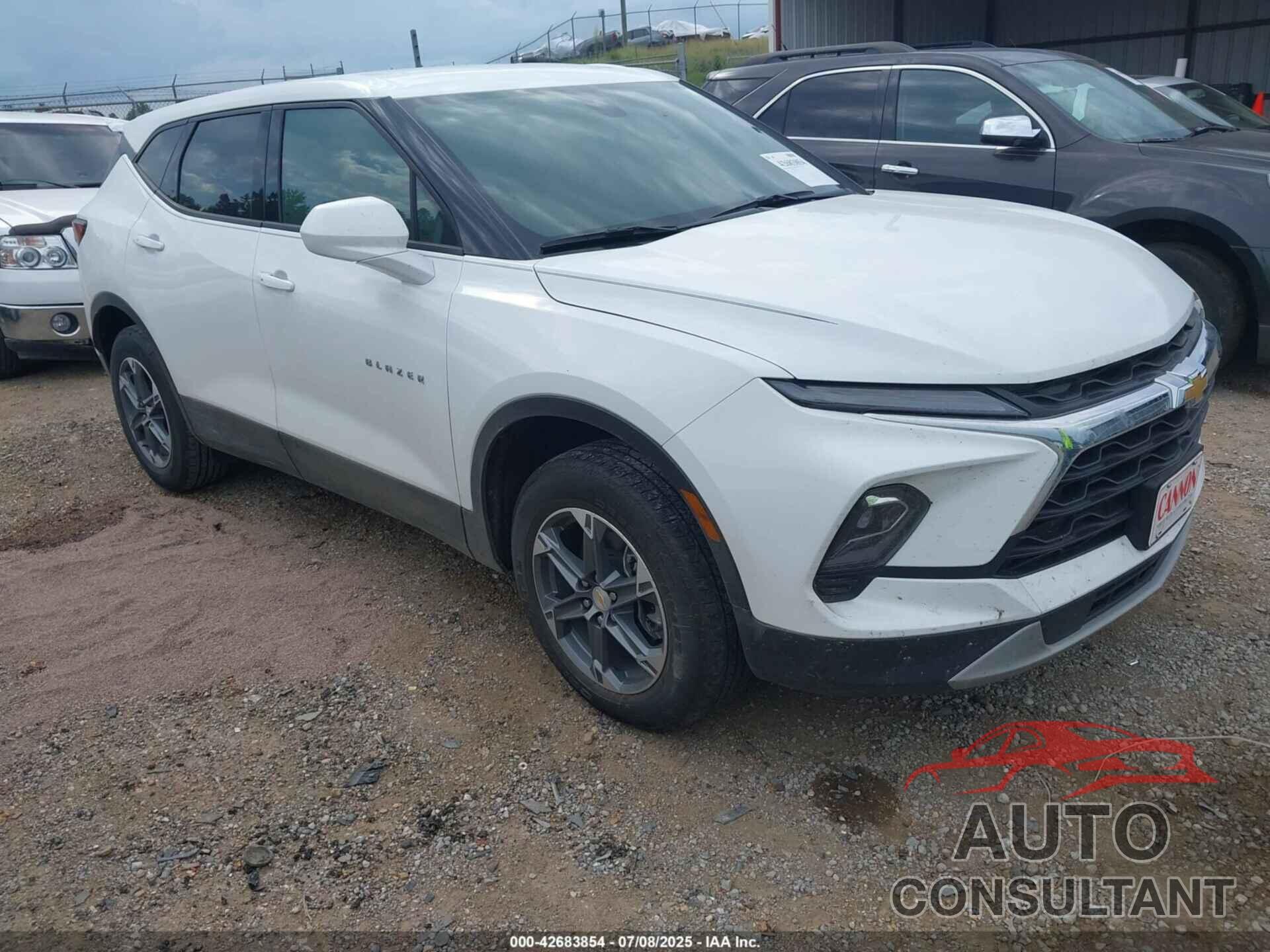 CHEVROLET BLAZER 2025 - 3GNKBCR40SS101617