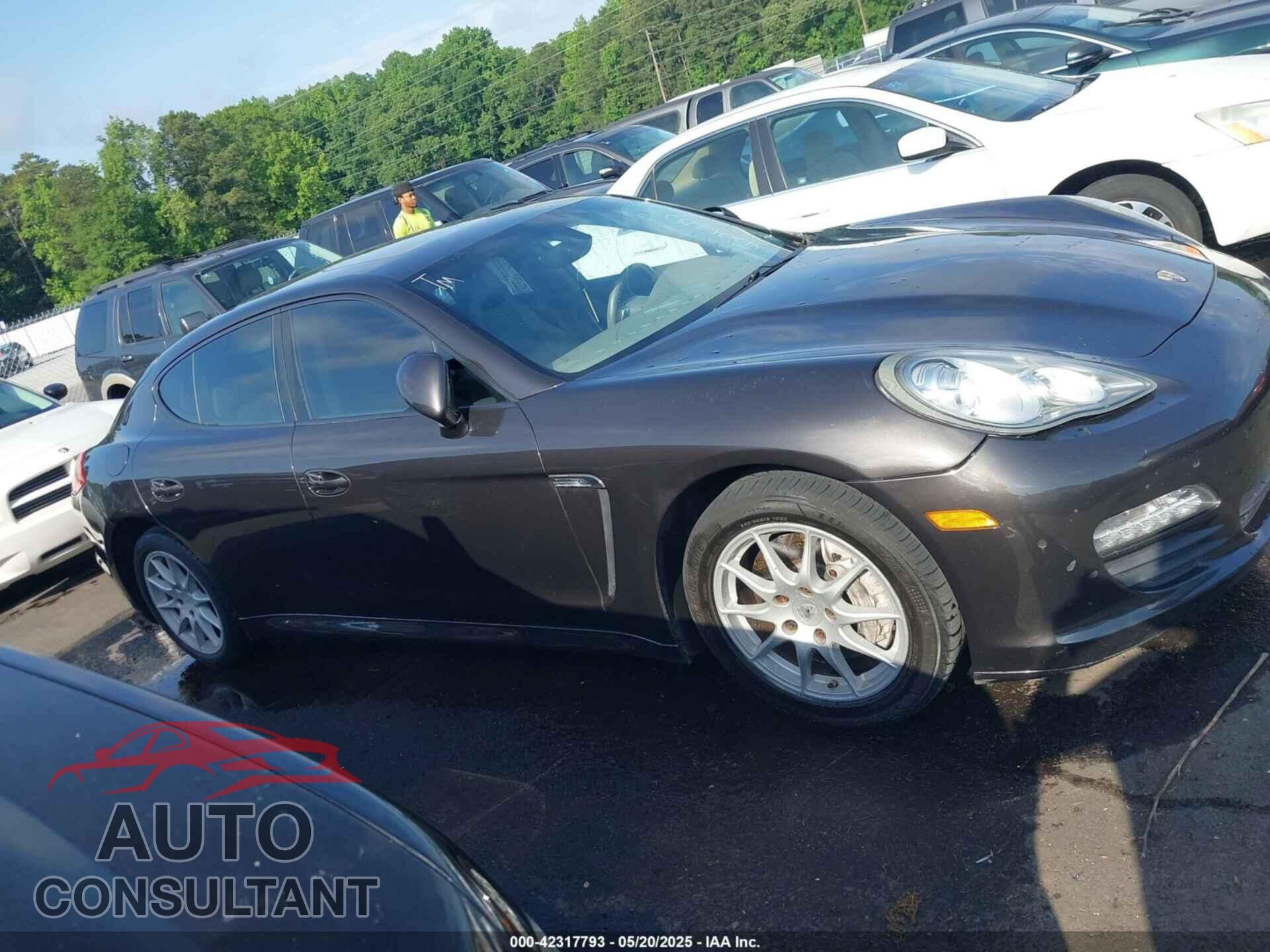 PORSCHE PANAMERA 2011 - WP0AA2A78BL010785