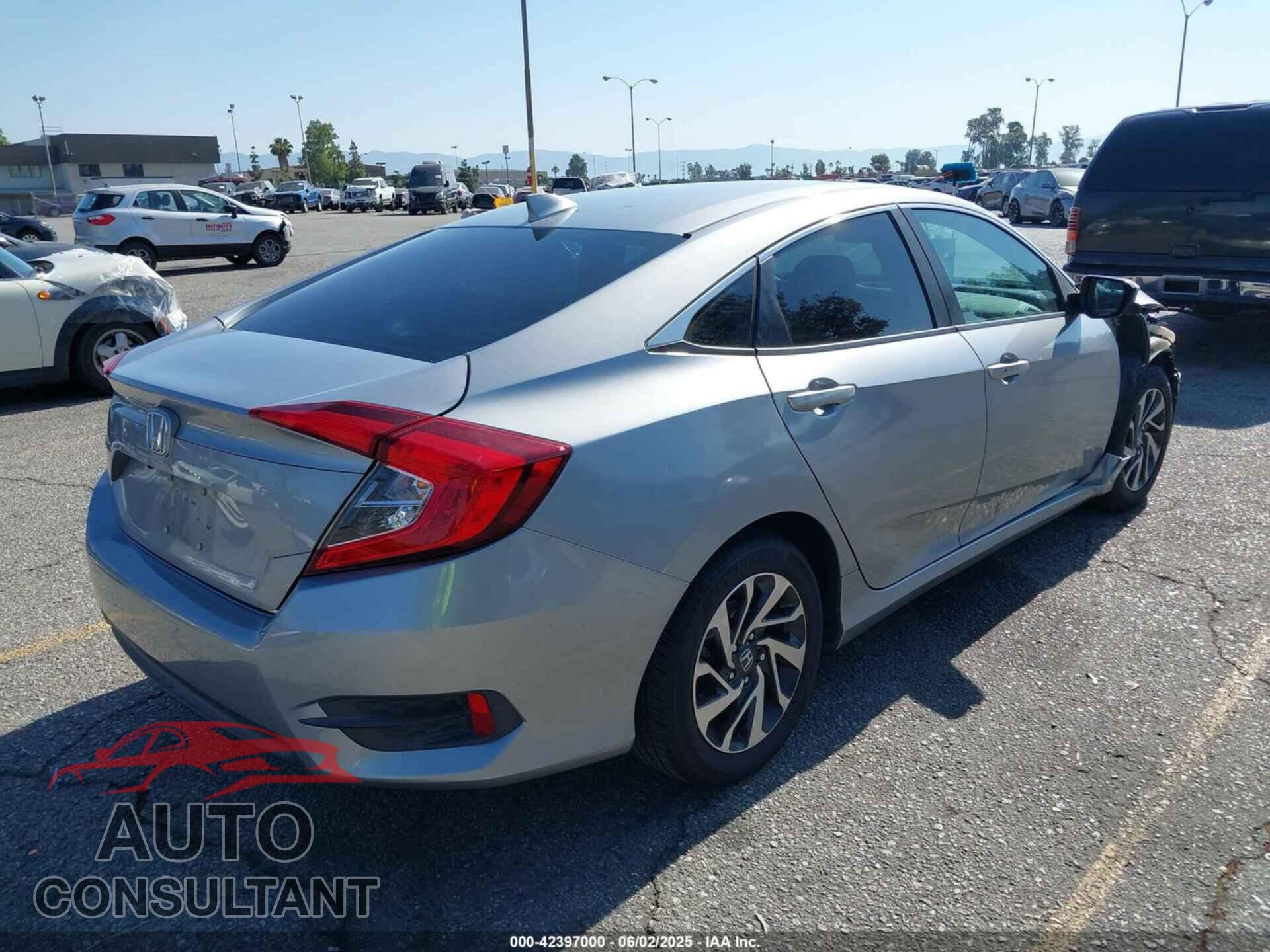 HONDA CIVIC 2017 - 2HGFC2F73HH552151